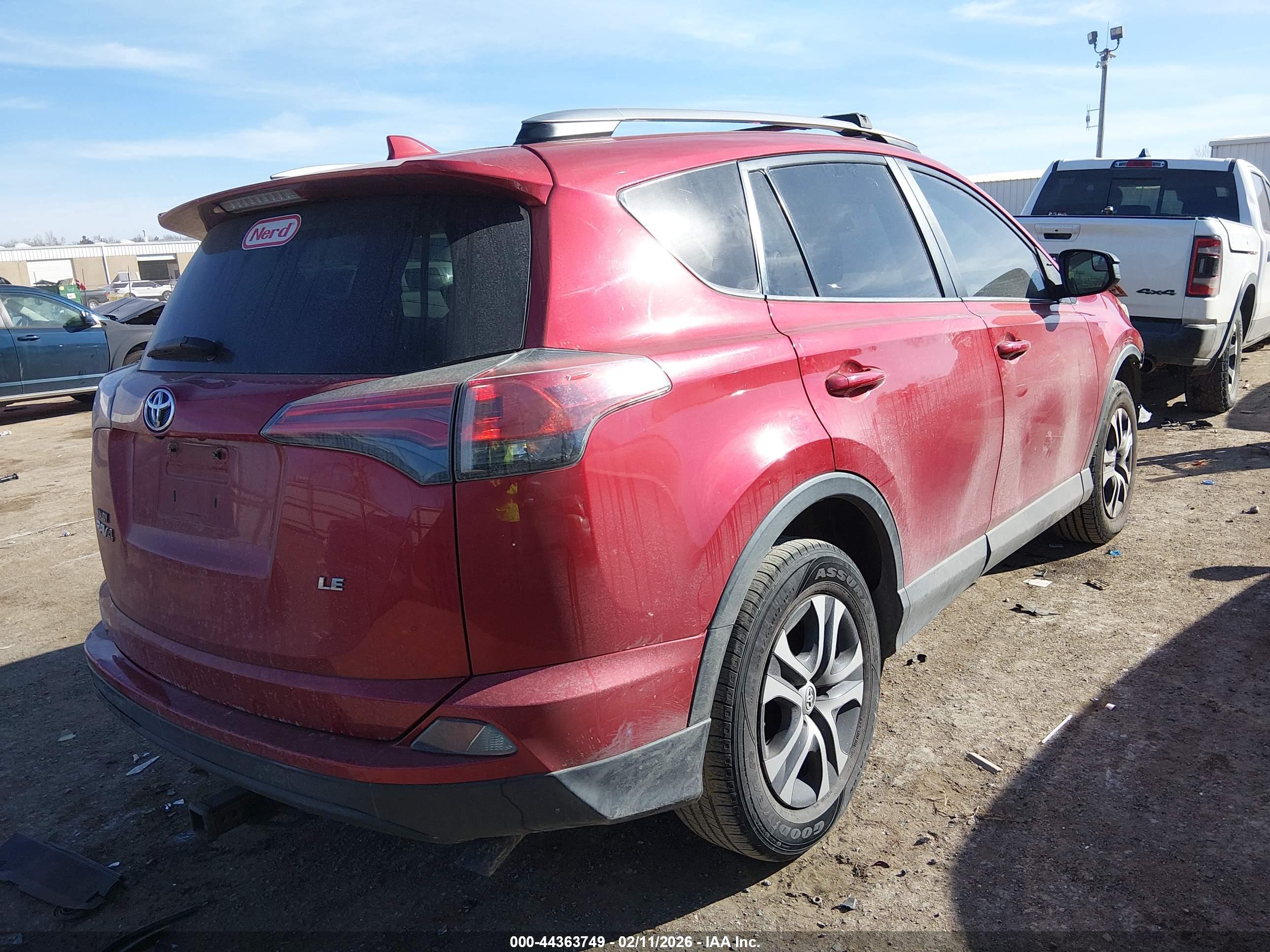 TOYOTA RAV4 image 4