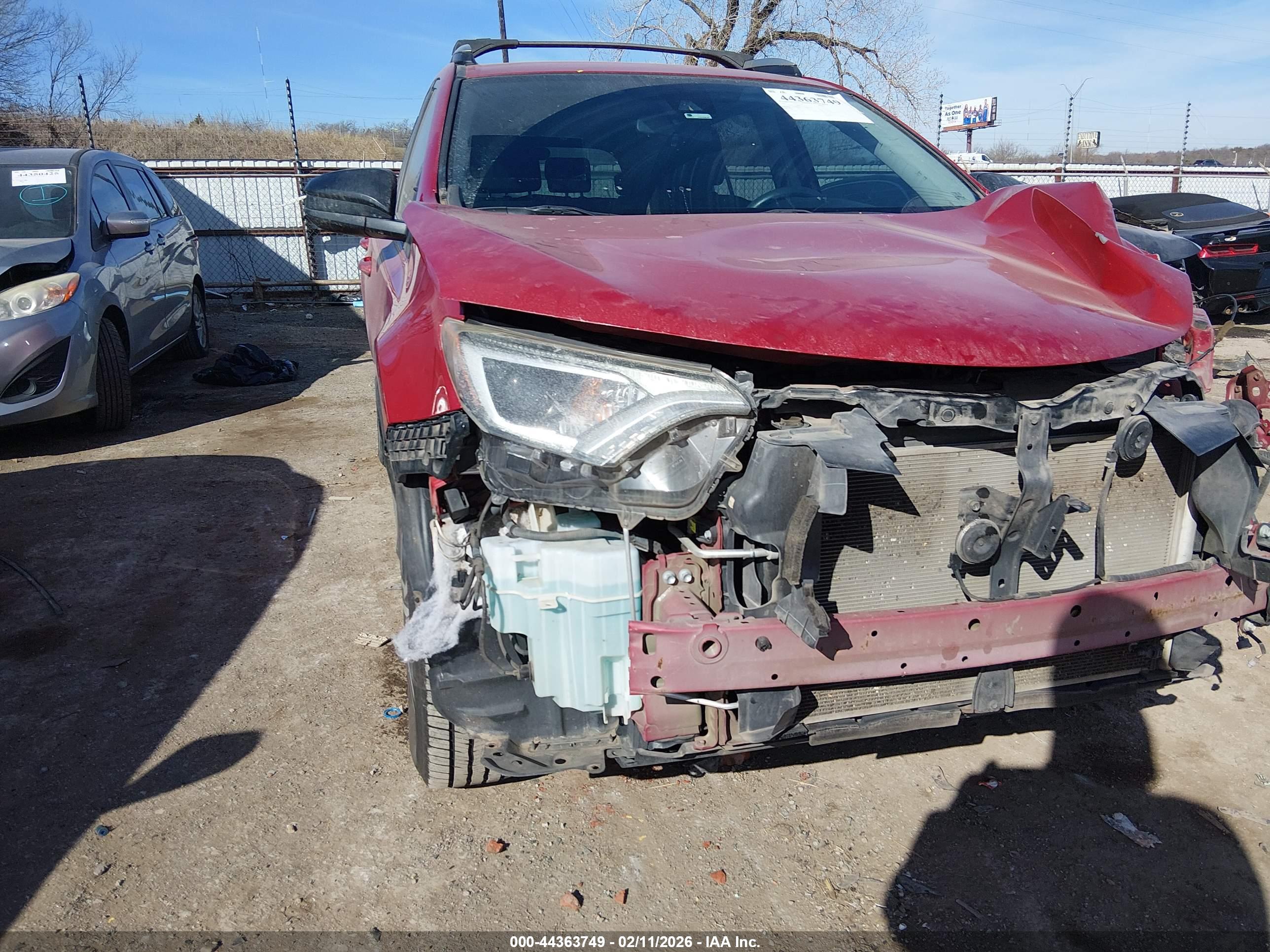 TOYOTA RAV4 image 6
