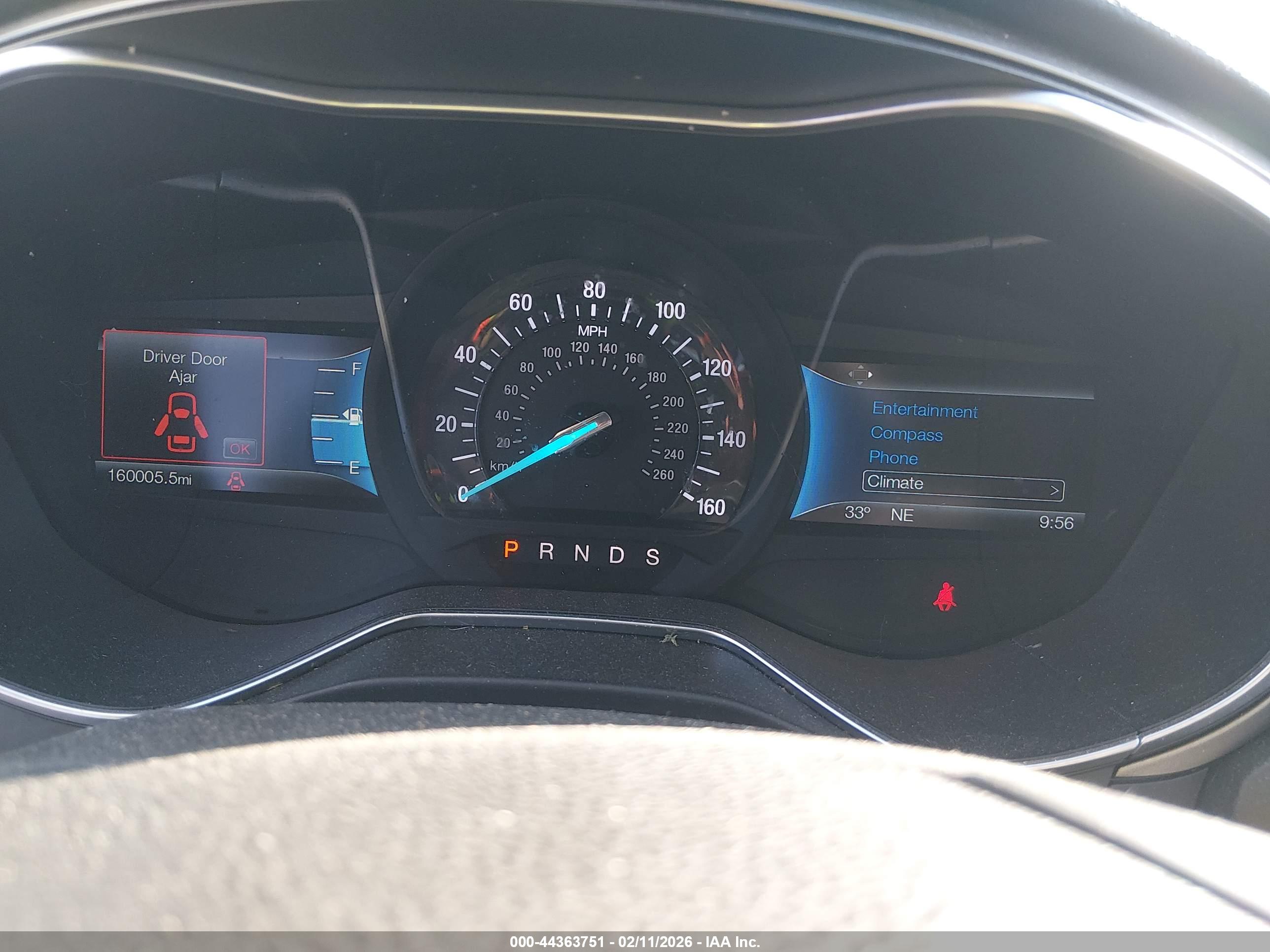 FORD FUSION image 7