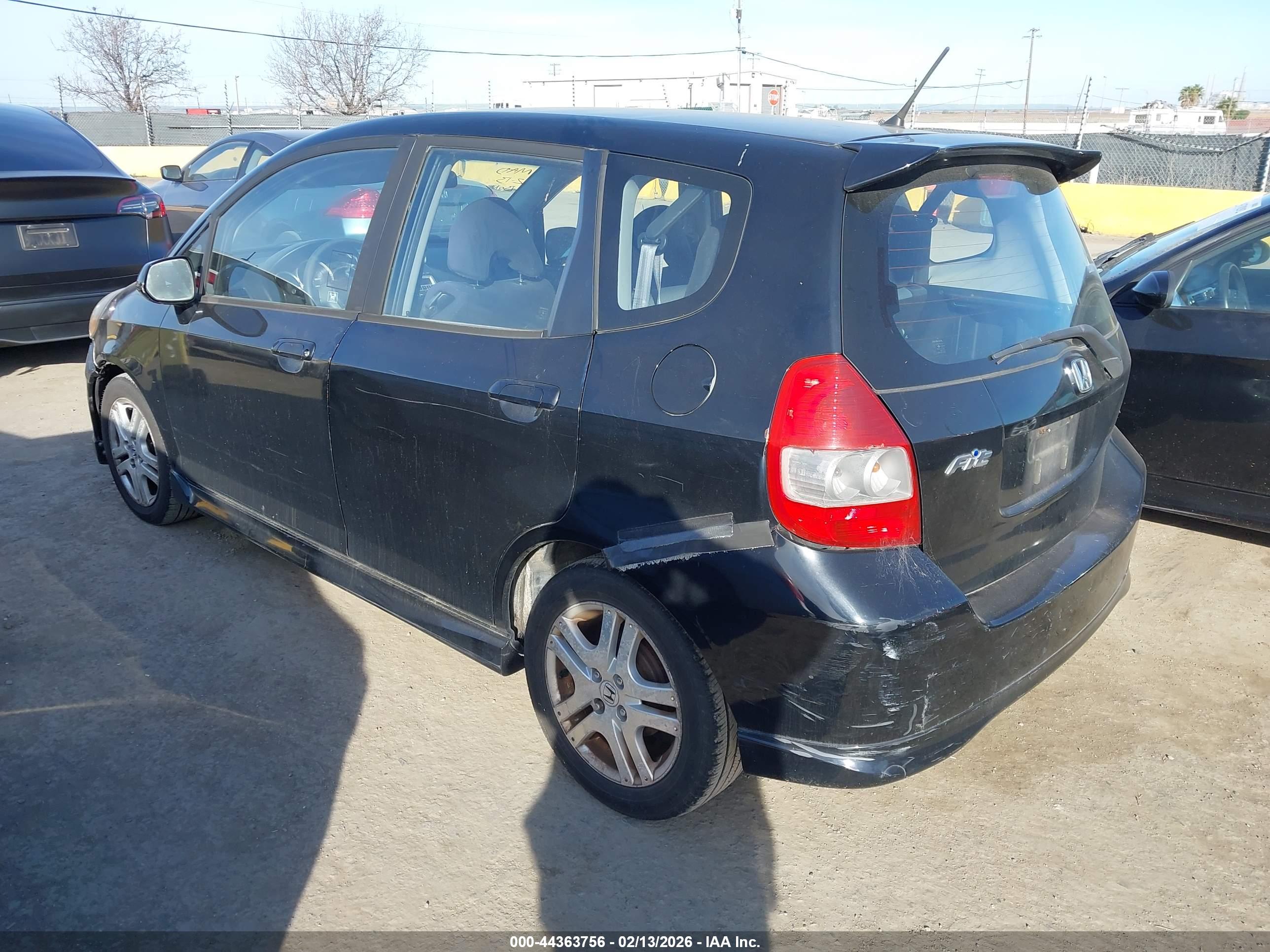 HONDA FIT image 3