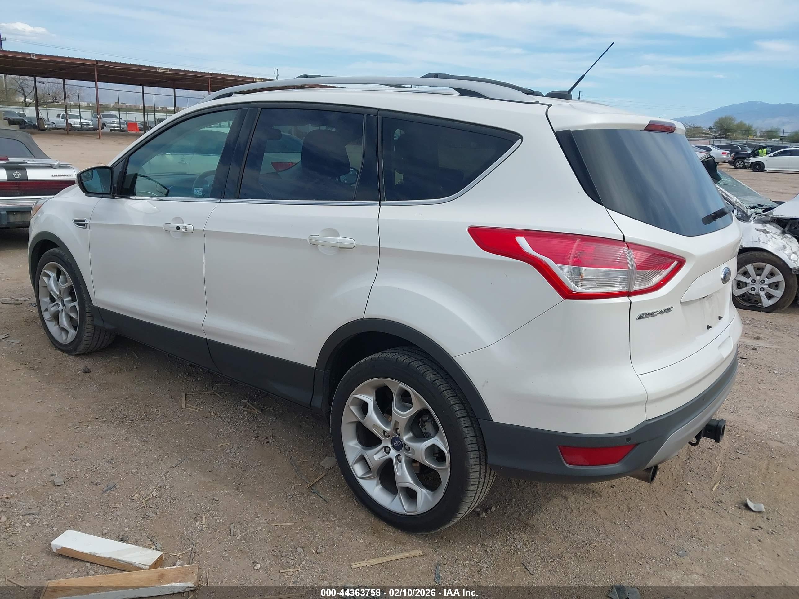 FORD ESCAPE image 3