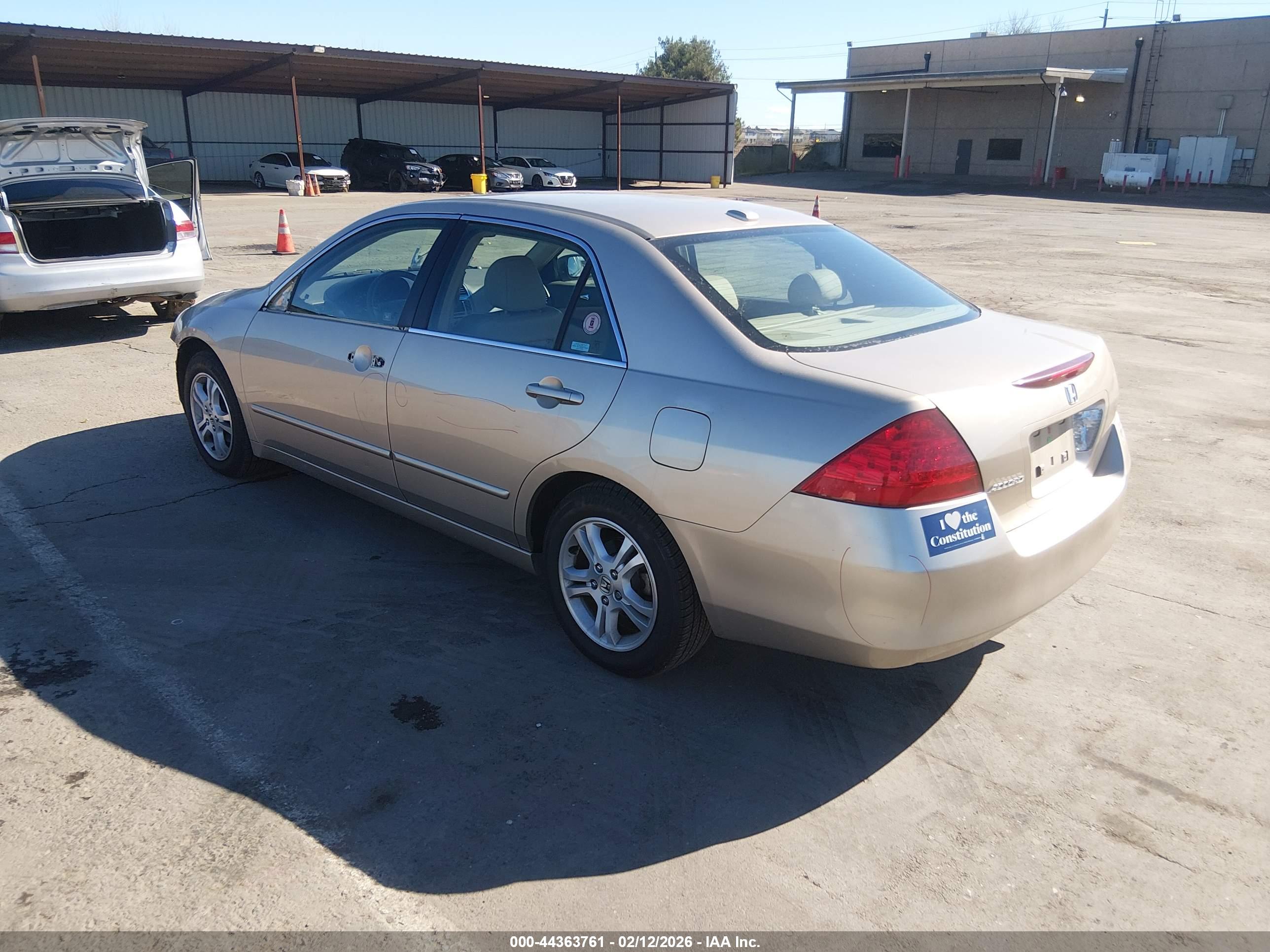 HONDA ACCORD image 3