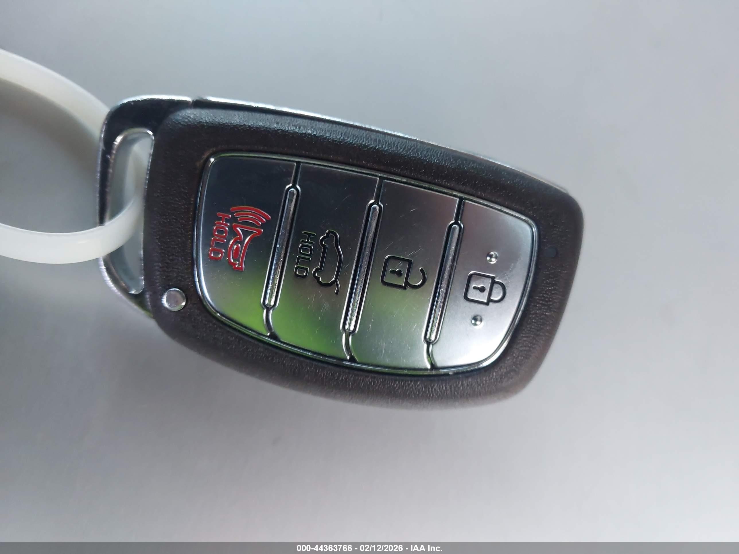 HYUNDAI IONIQ image 11