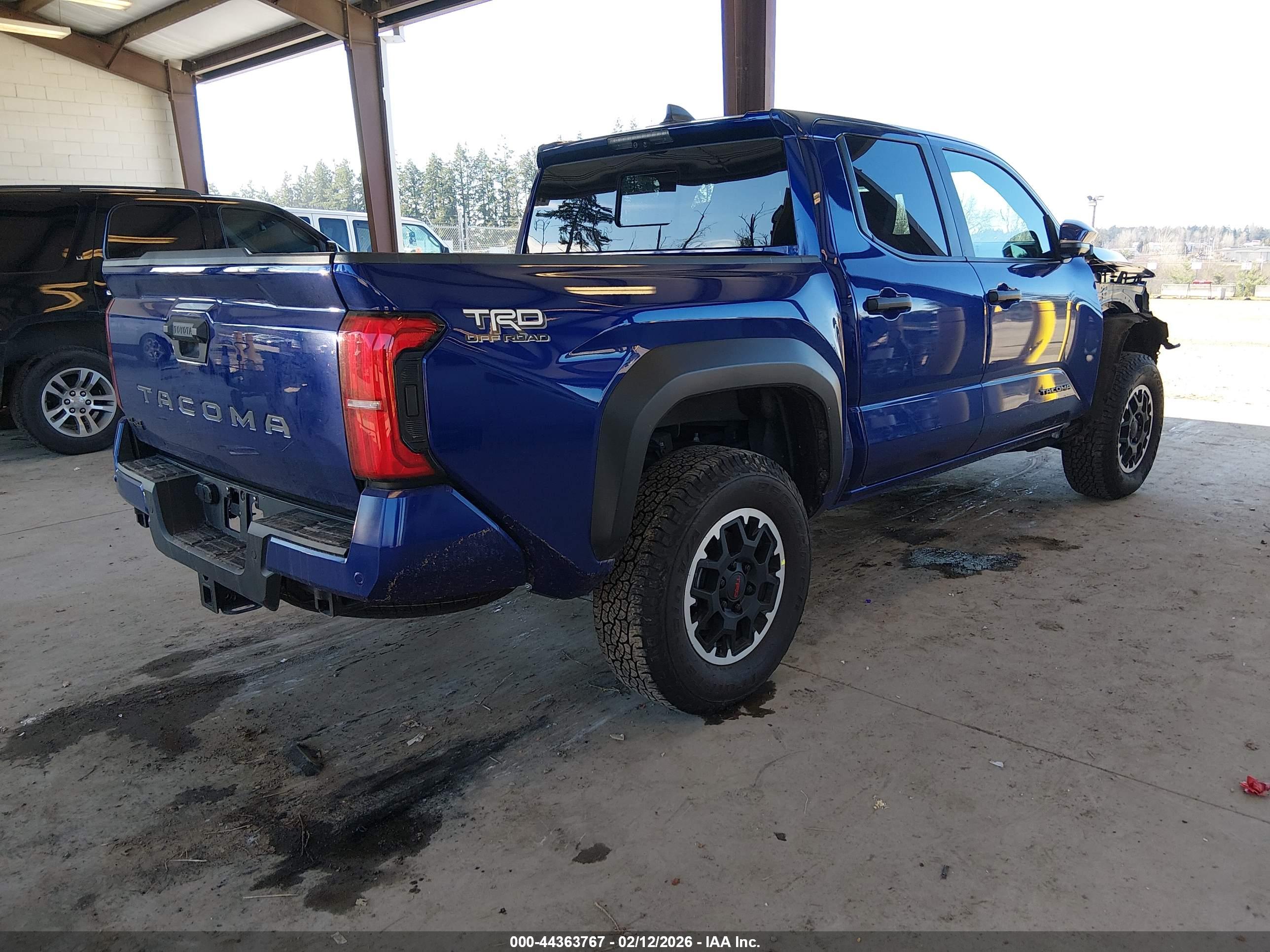 TOYOTA TACOMA image 4
