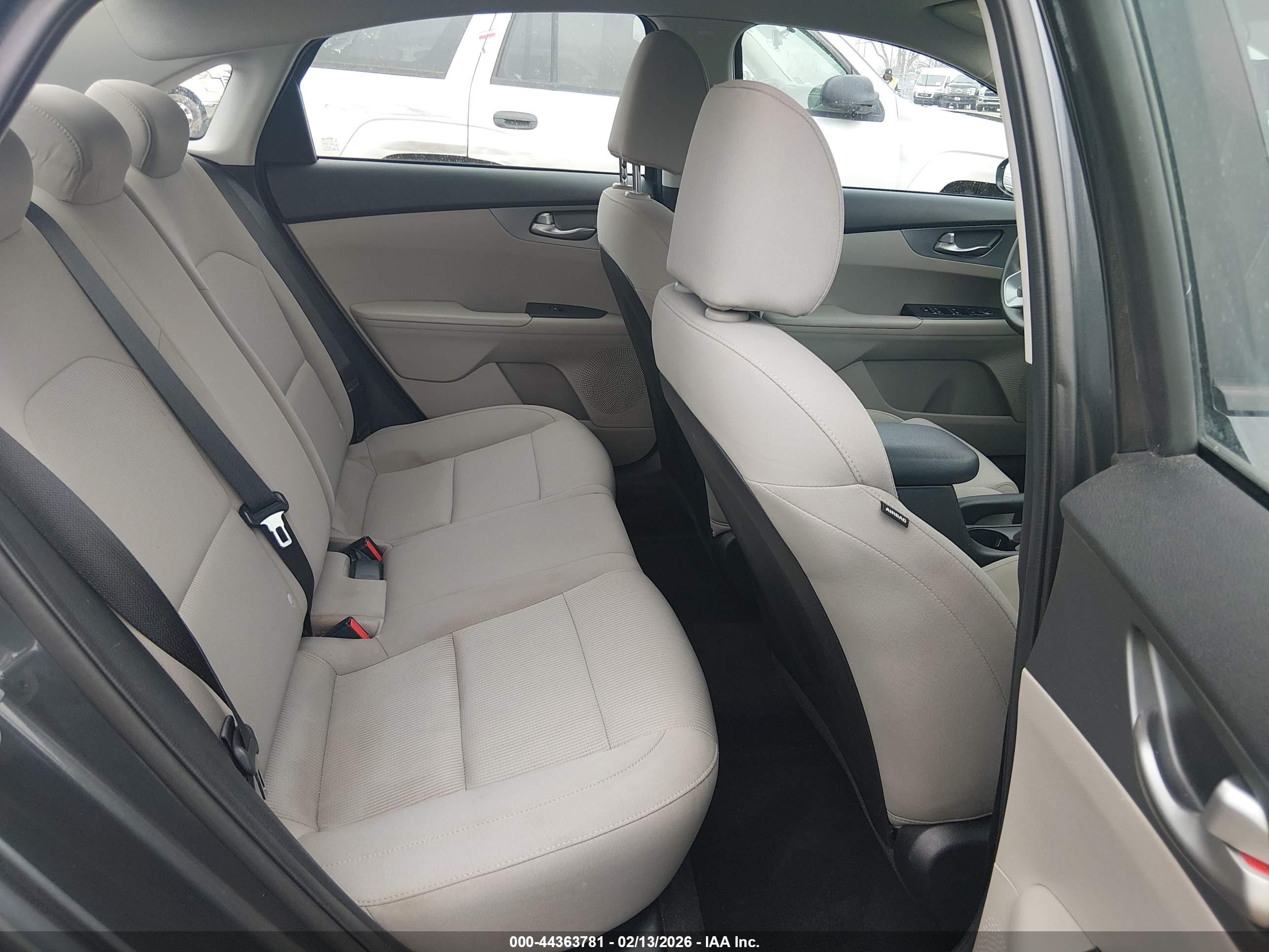 KIA FORTE image 8