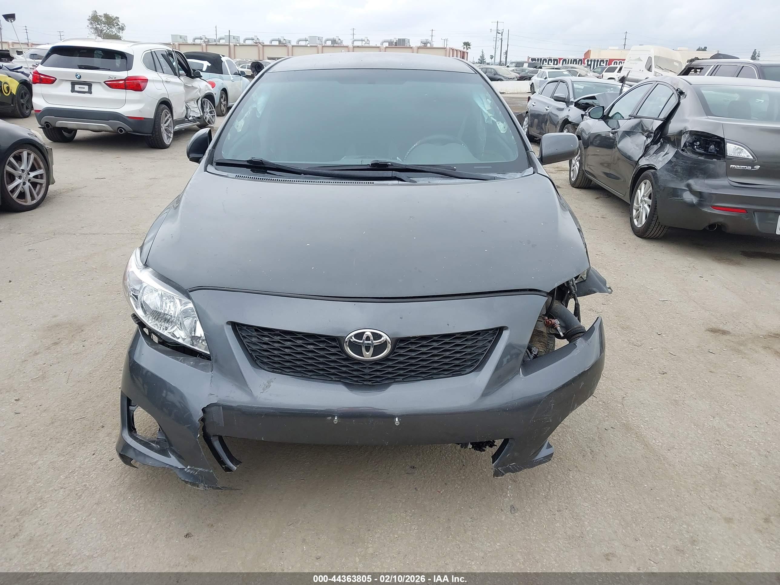 TOYOTA COROLLA image 6