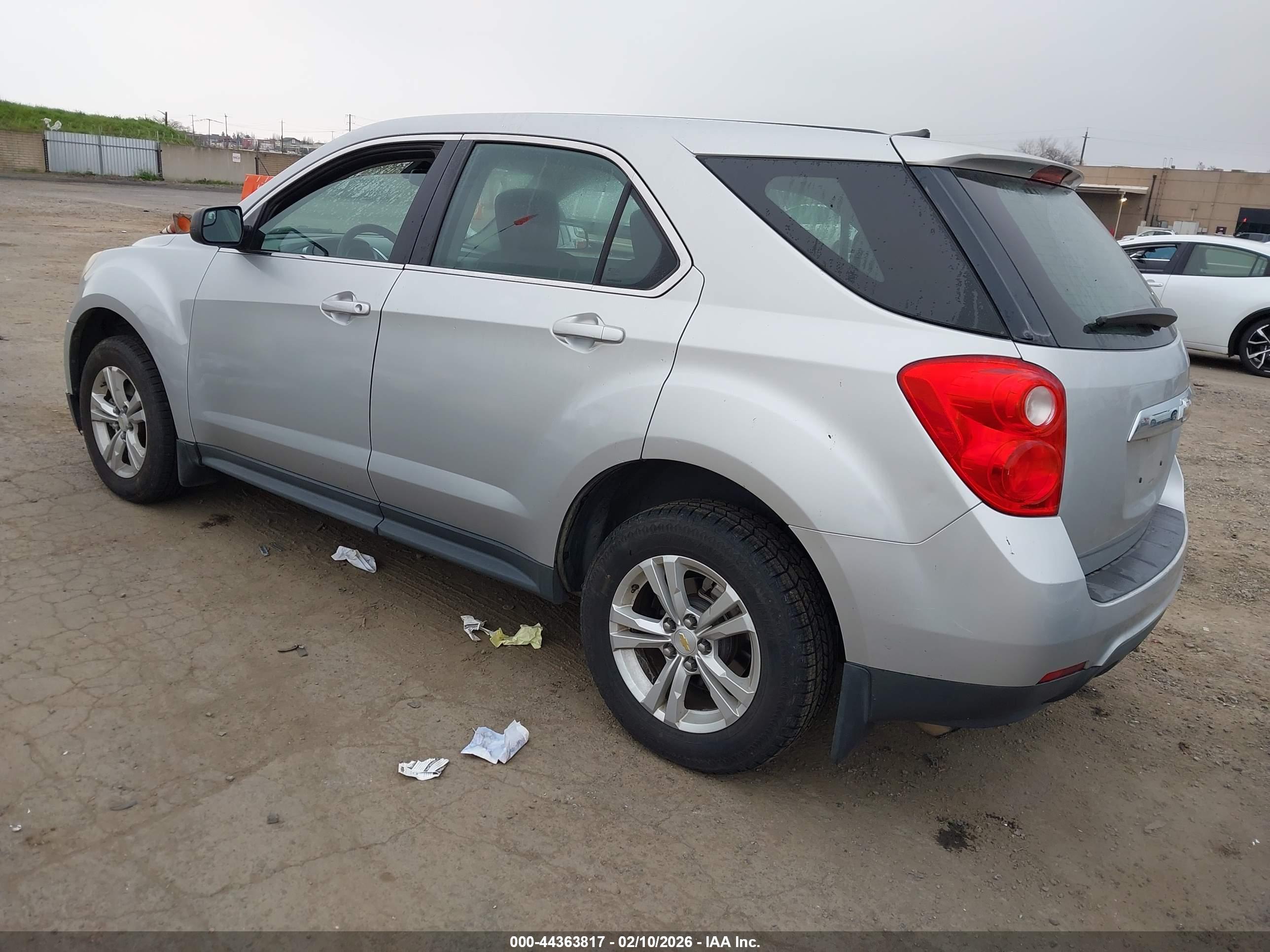 CHEVROLET EQUINOX image 3