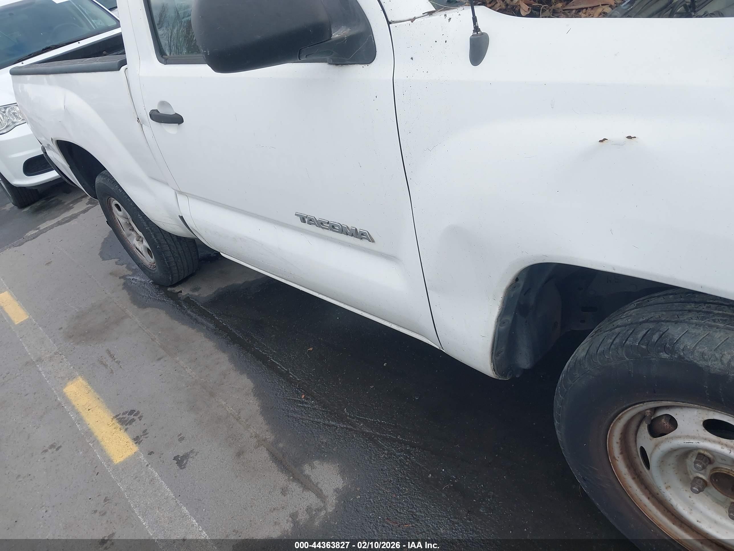 TOYOTA TACOMA image 6
