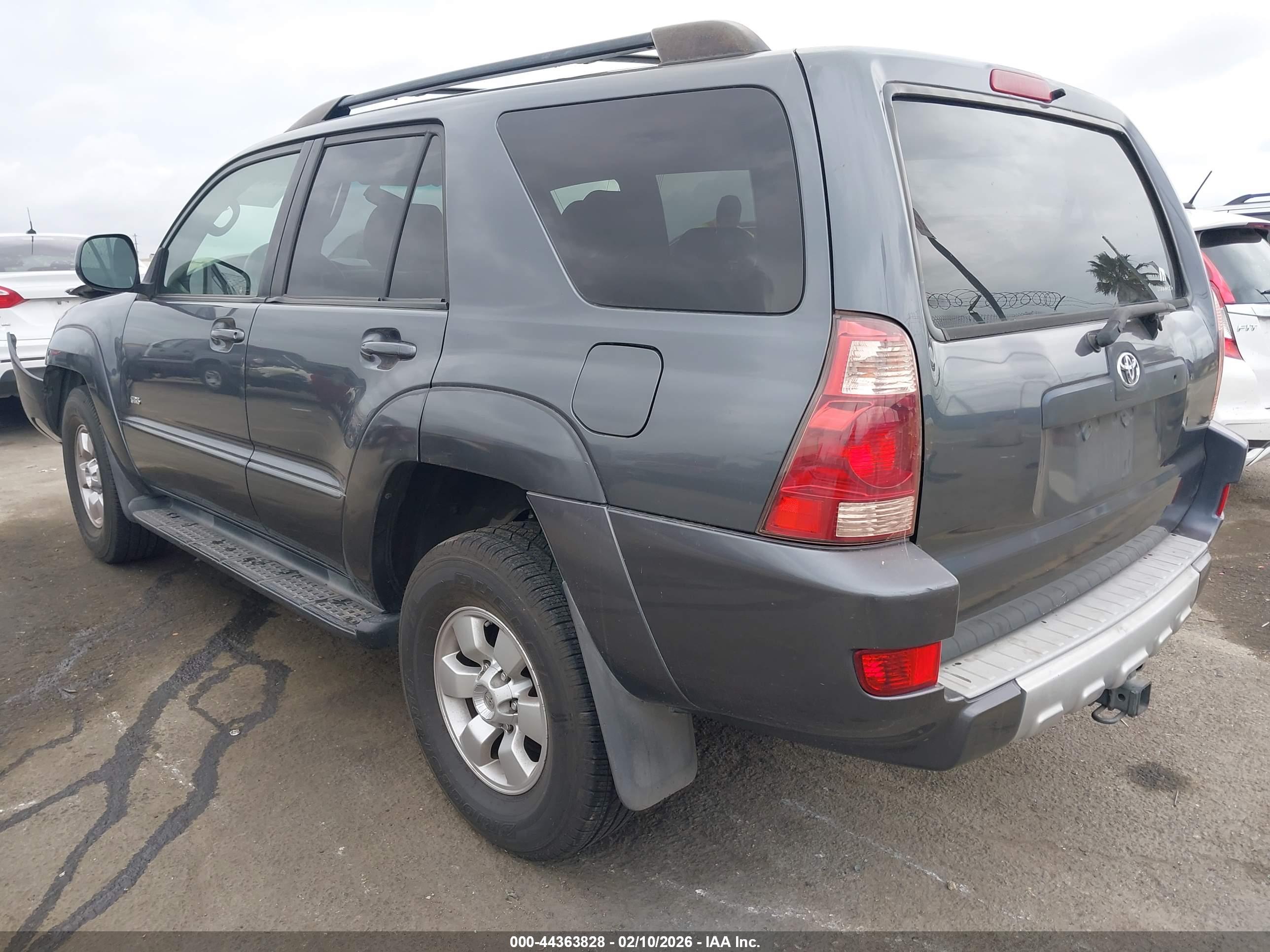 TOYOTA 4RUNNER image 3