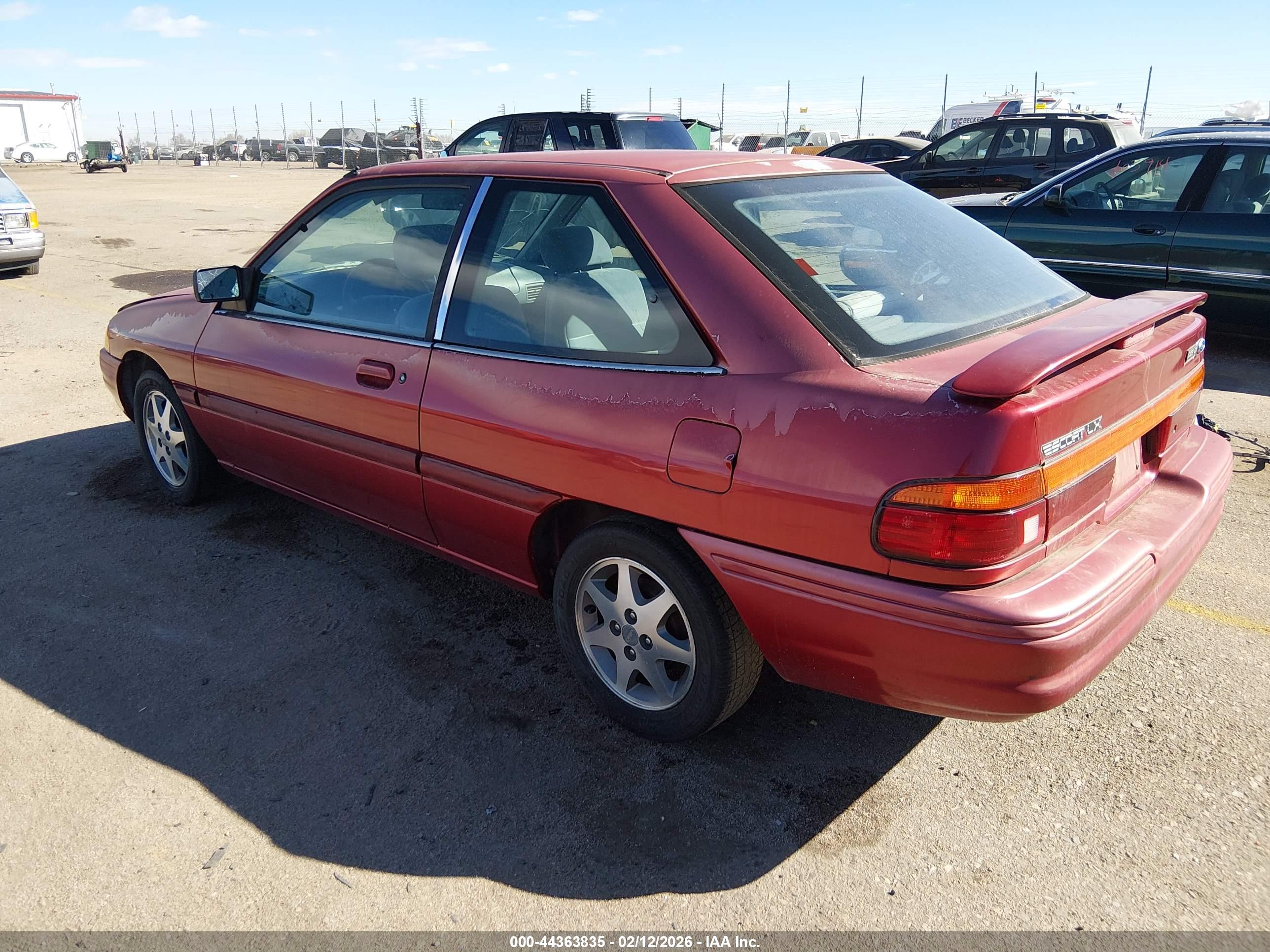 FORD ESCORT image 3