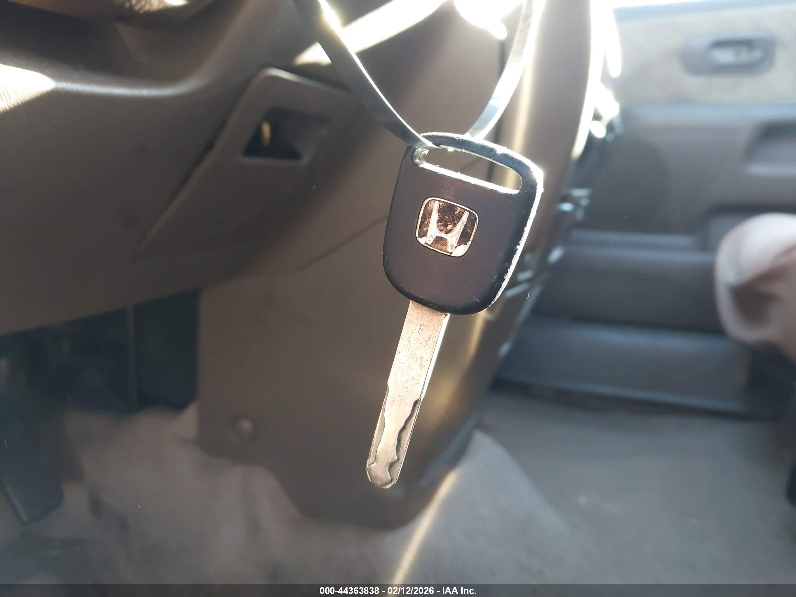HONDA CR-V image 11