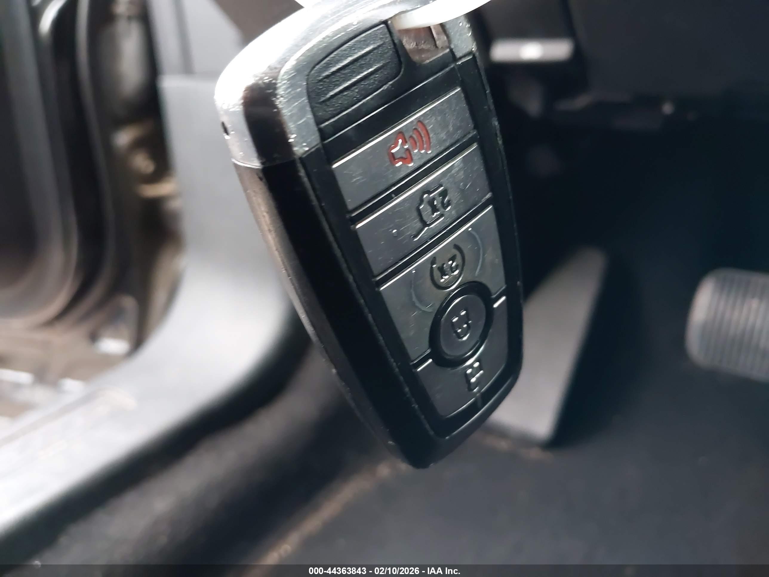 FORD EXPLORER image 11