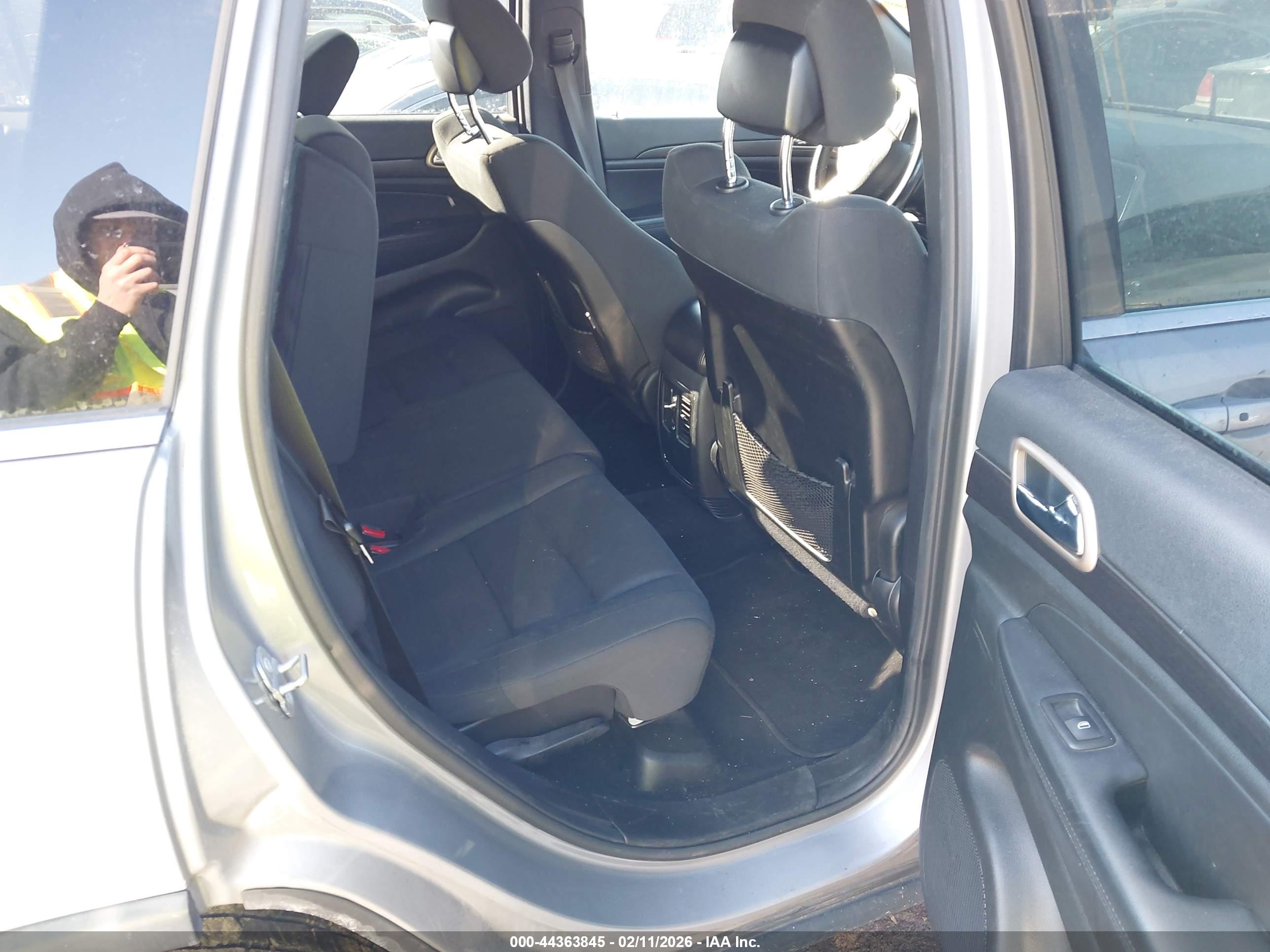 JEEP GRAND image 8