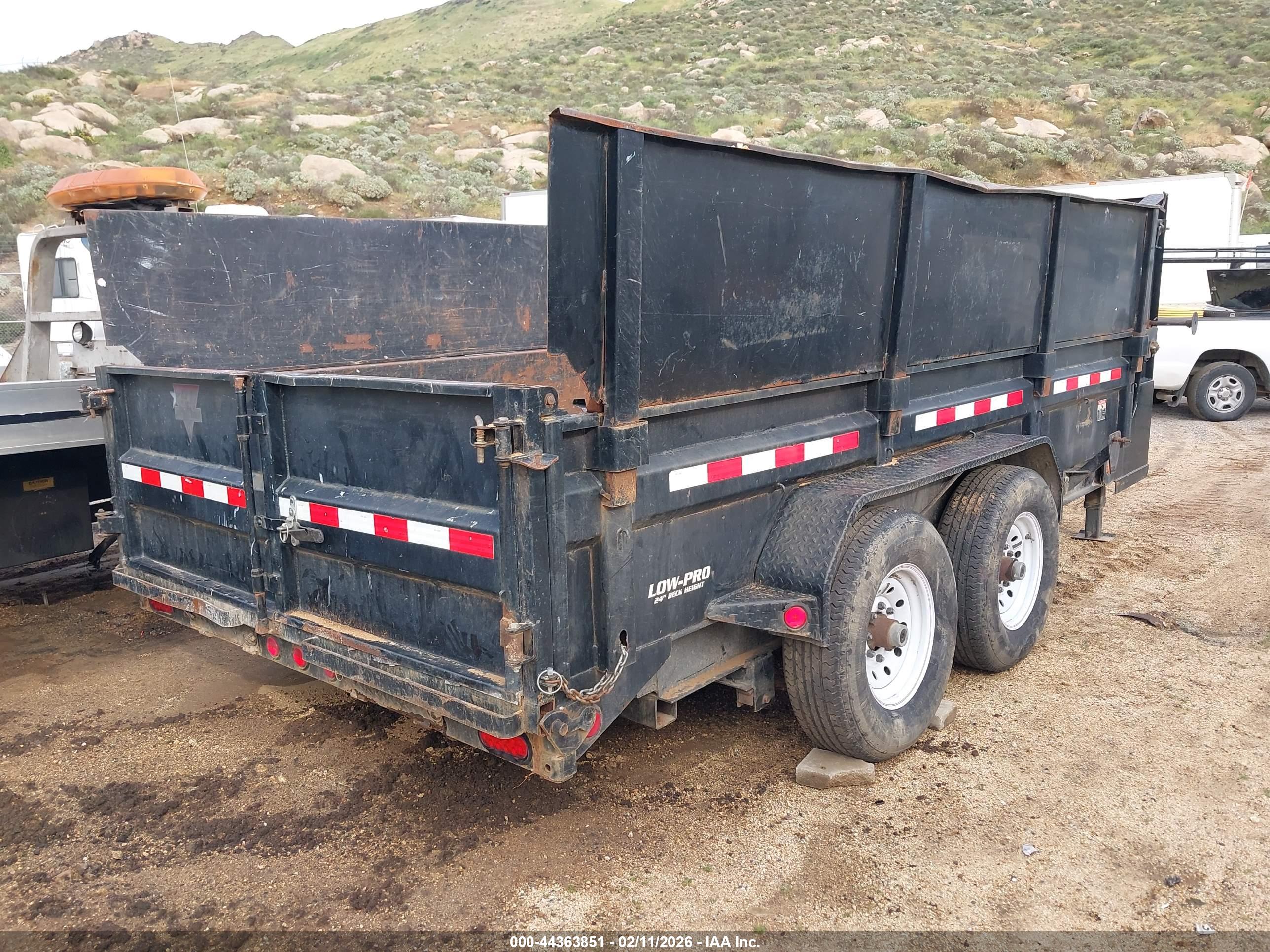 PJ TRAILERS image 4