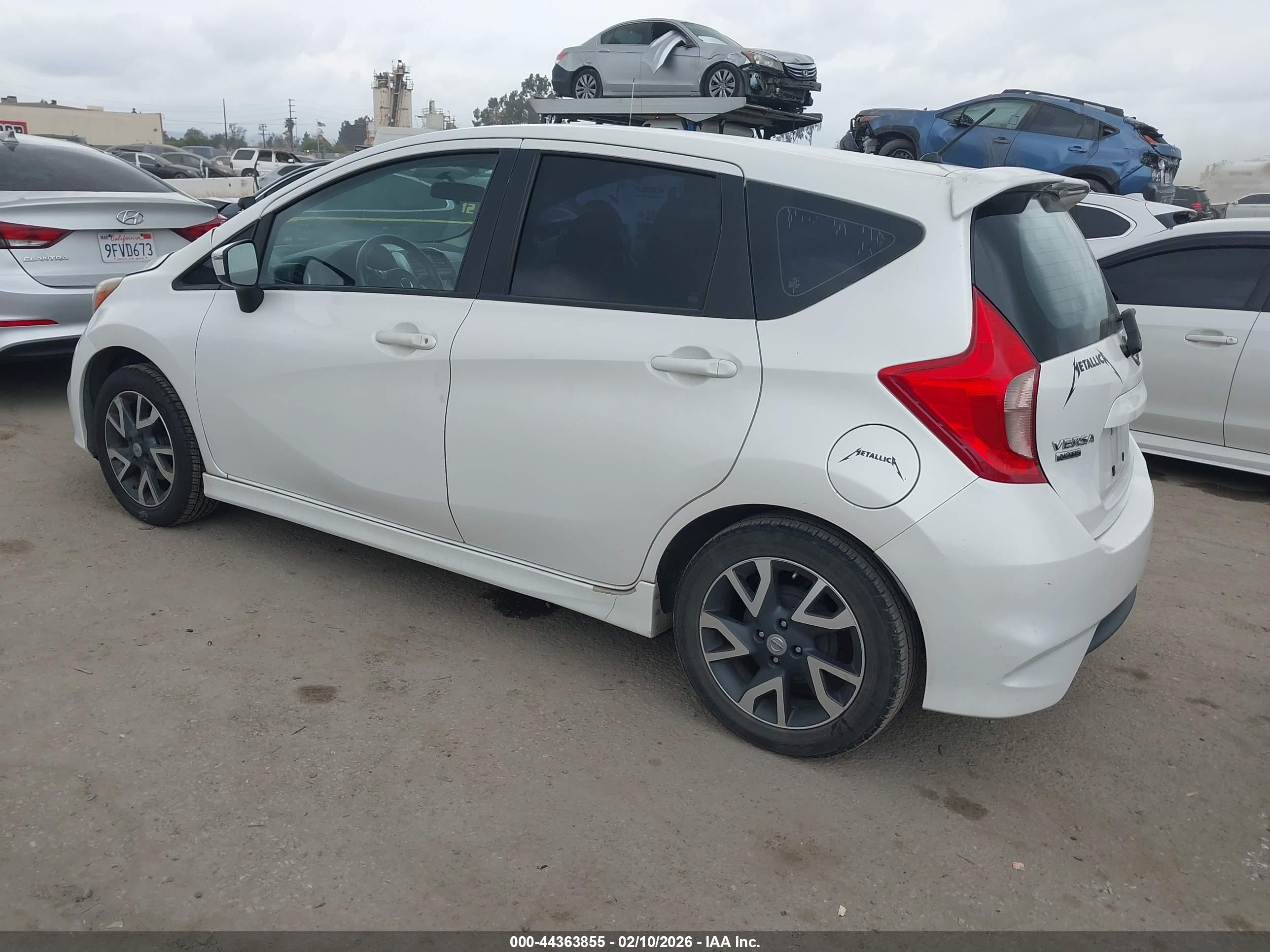 NISSAN VERSA image 3