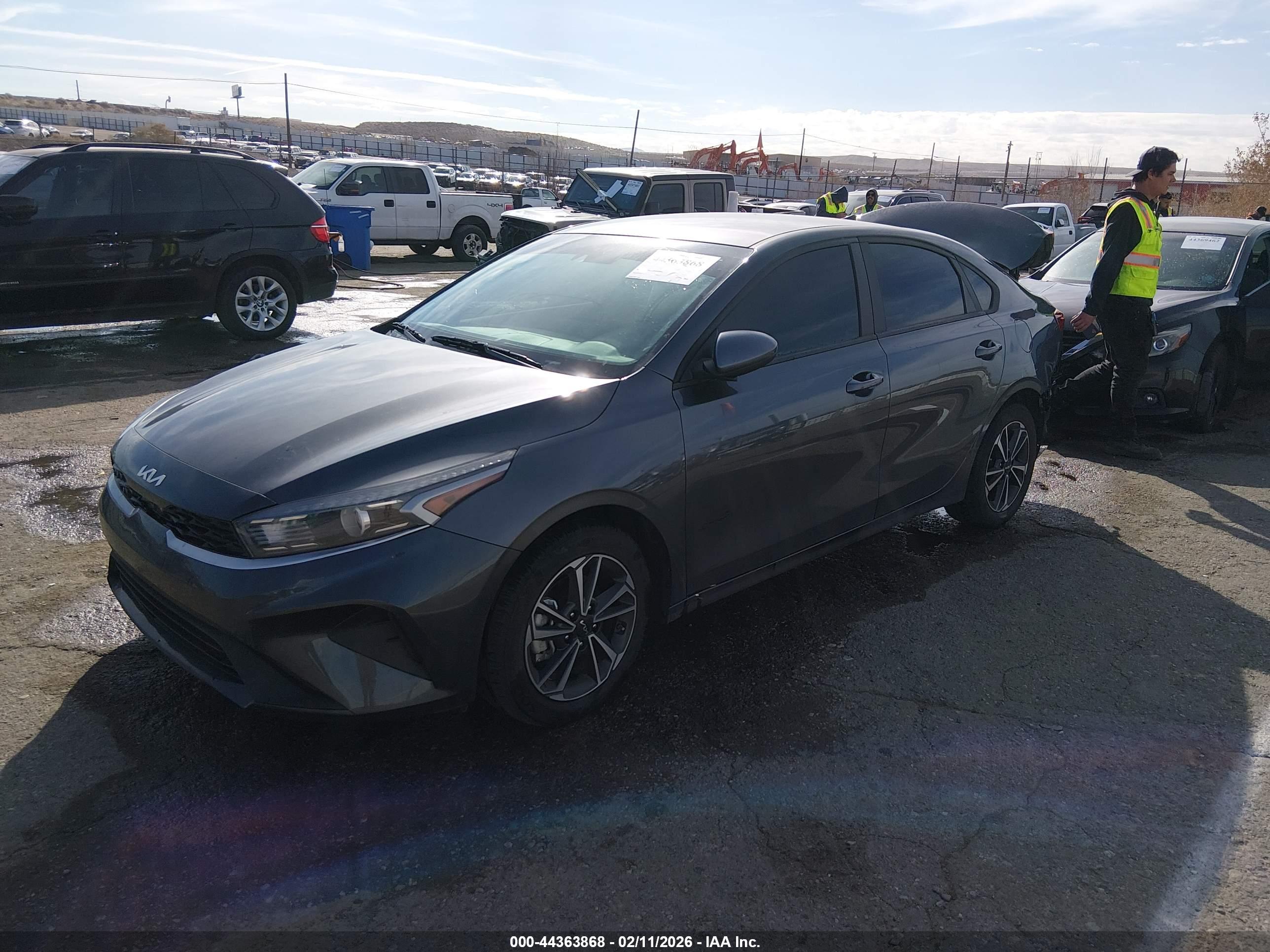 KIA FORTE image 2