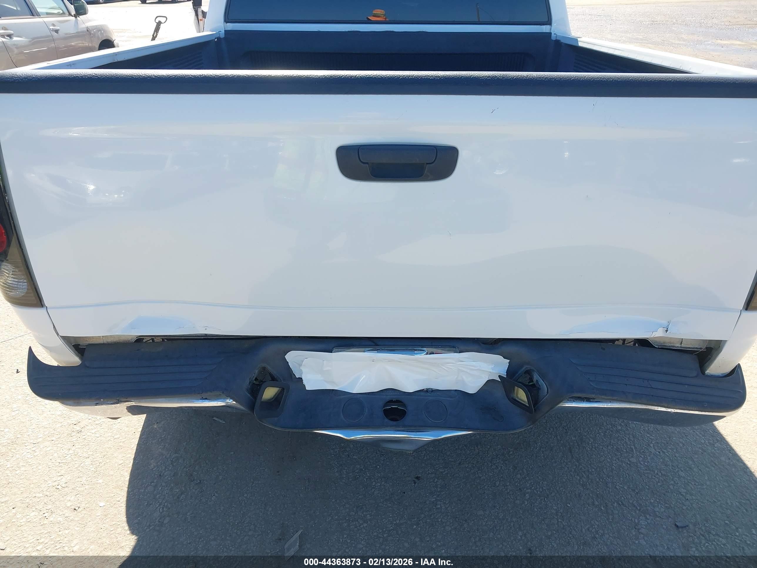 DODGE RAM image 6