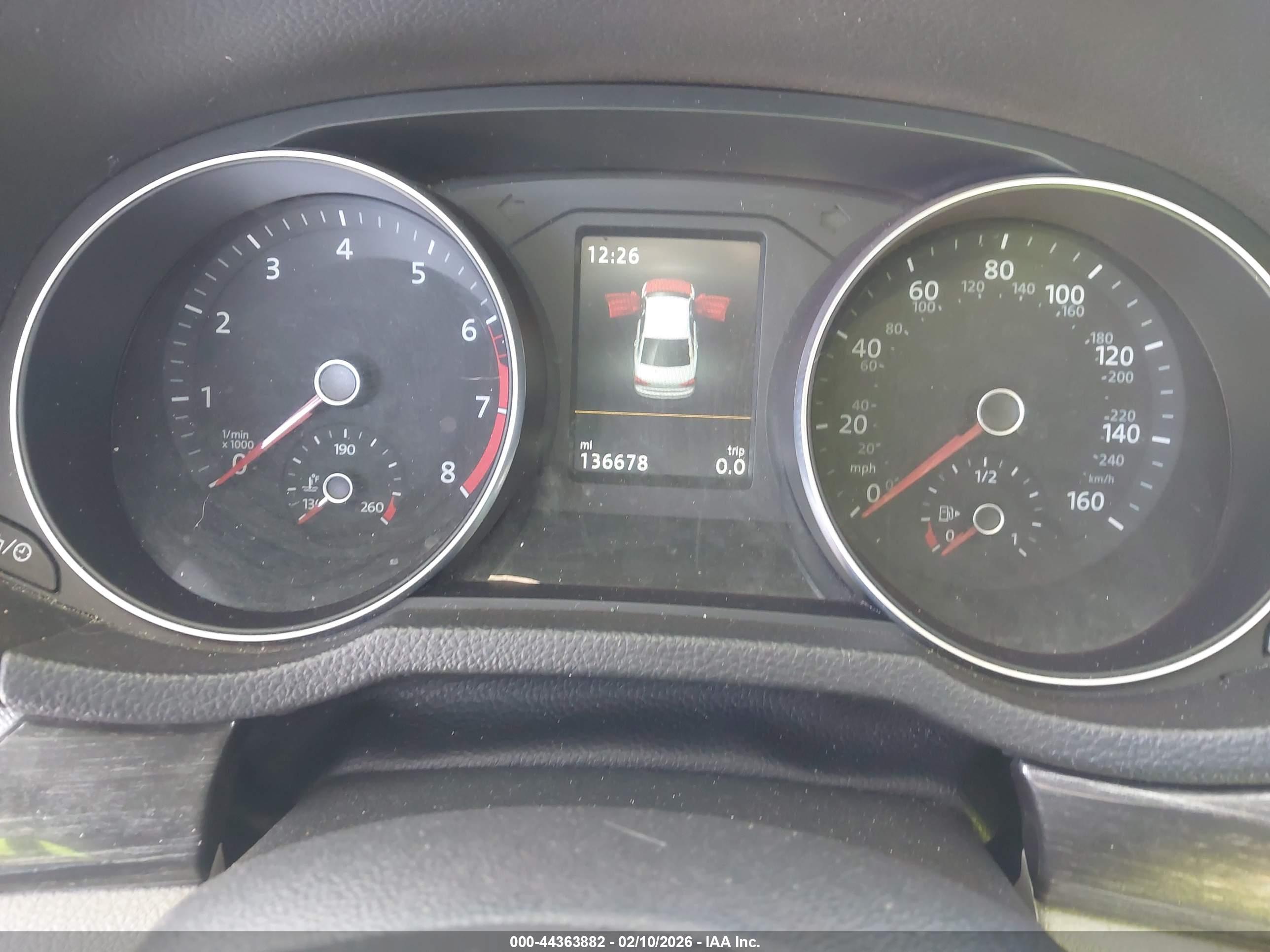 VOLKSWAGEN PASSAT image 7