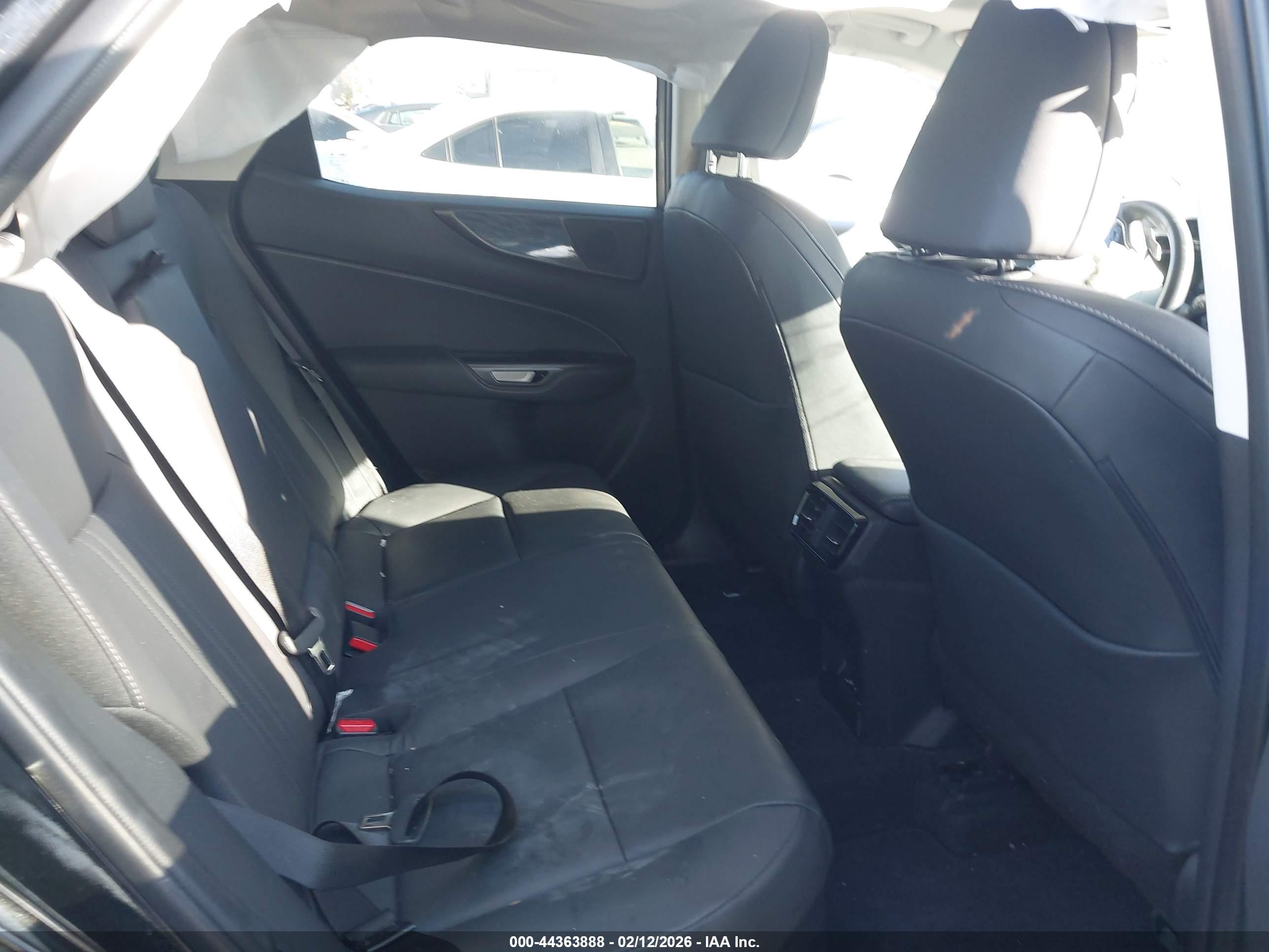 LEXUS NX image 8