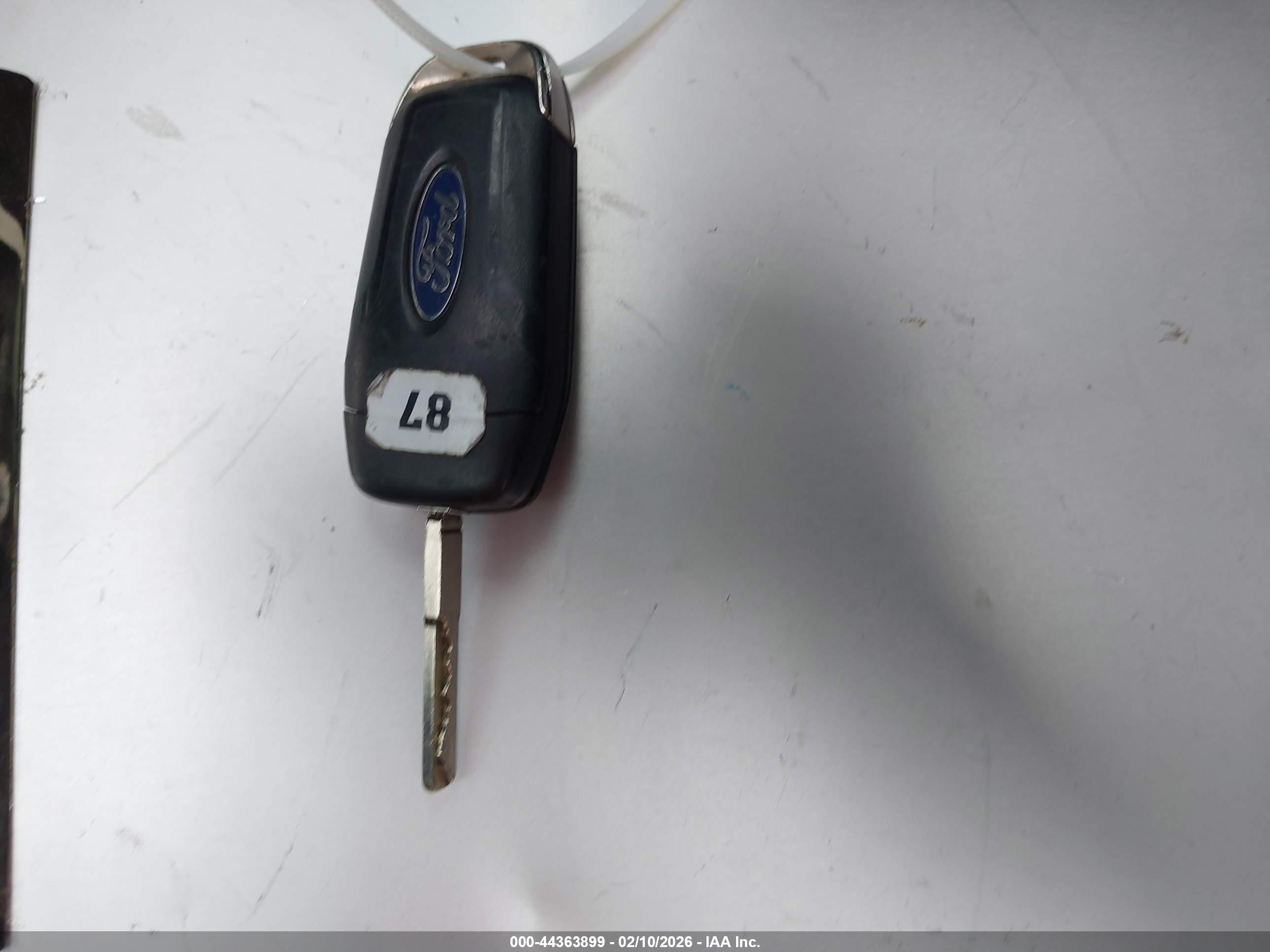 FORD TRANSIT-150 image 11