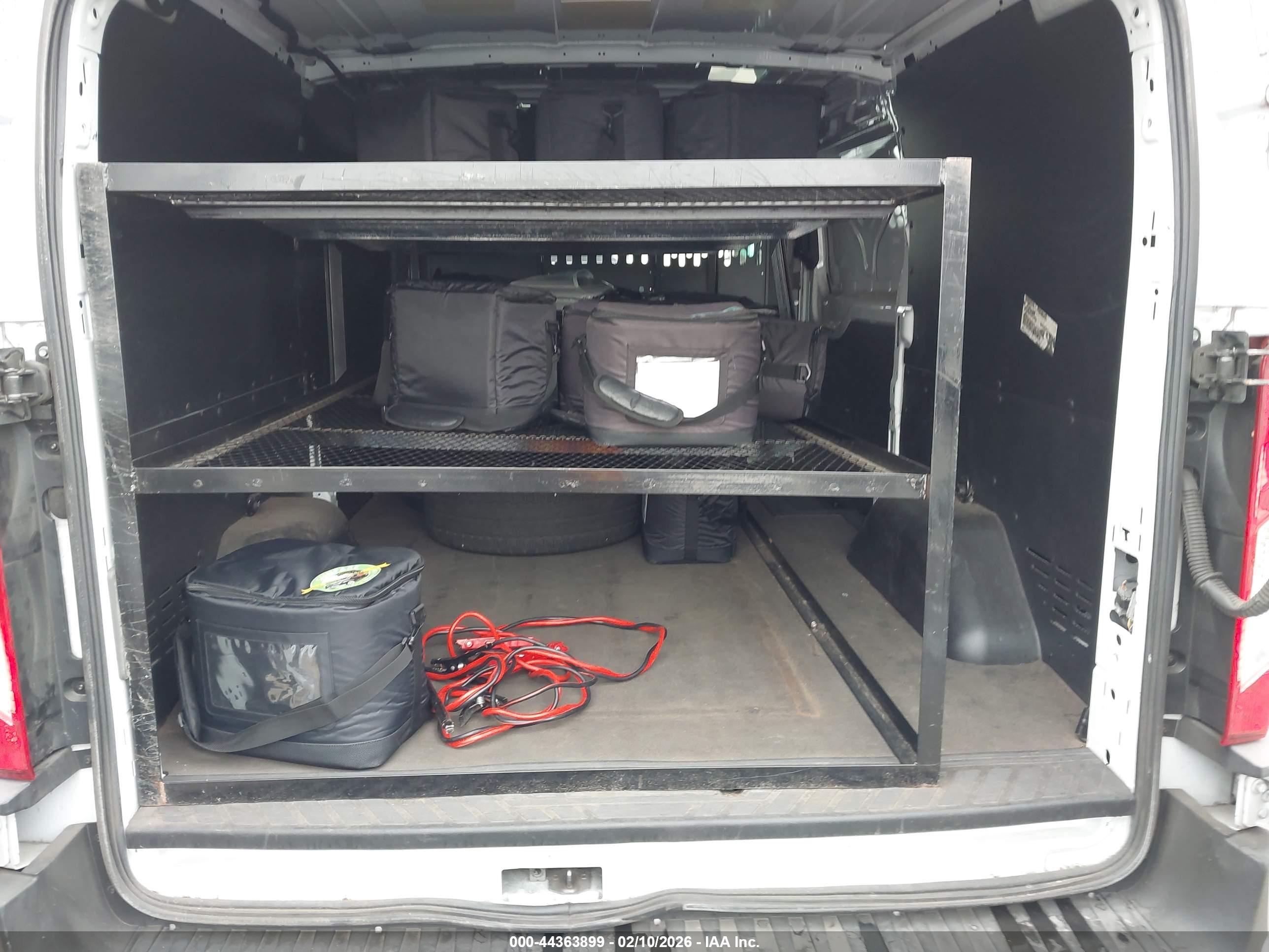 FORD TRANSIT-150 image 8
