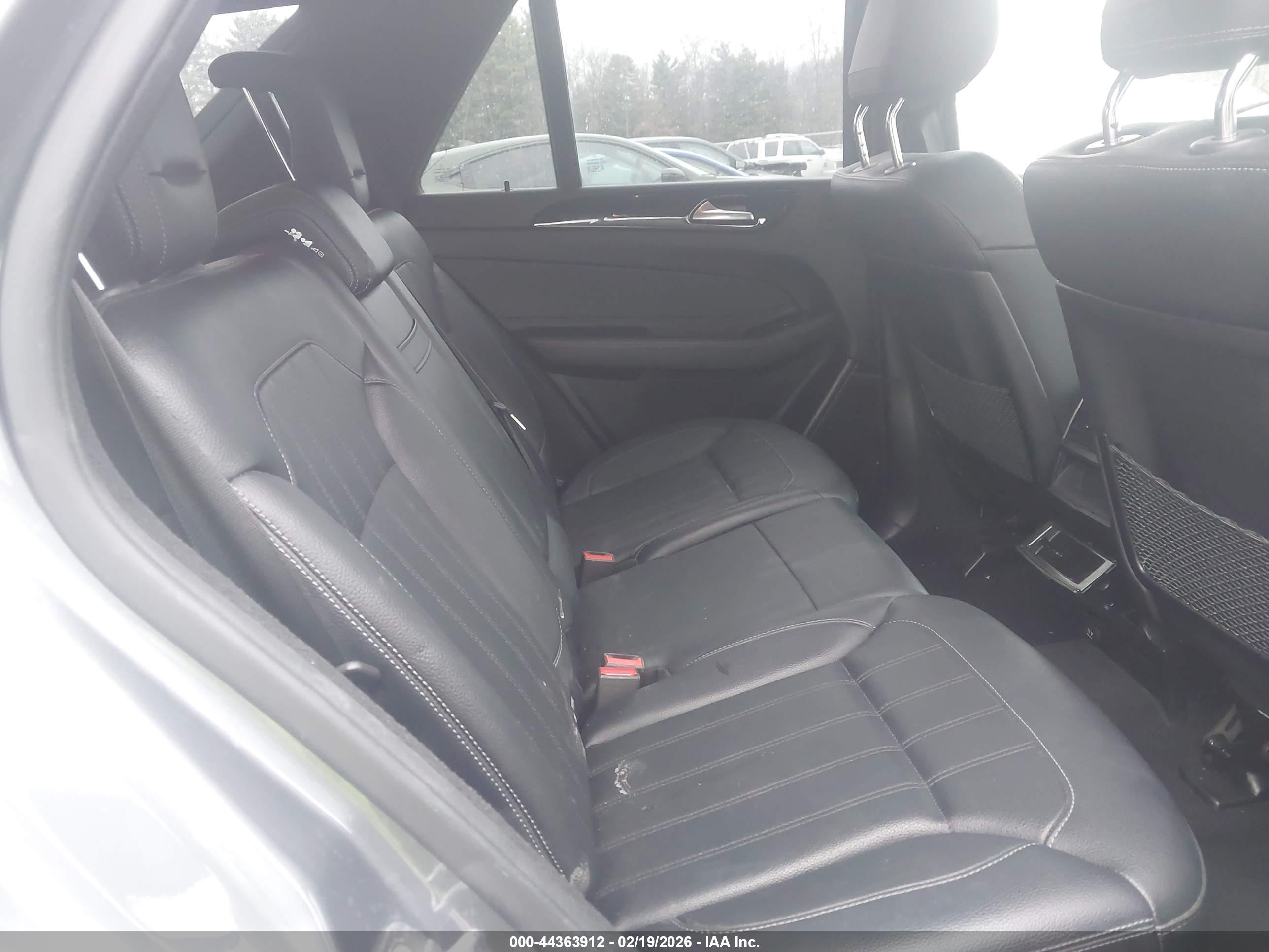 MERCEDES-BENZ GLE image 8