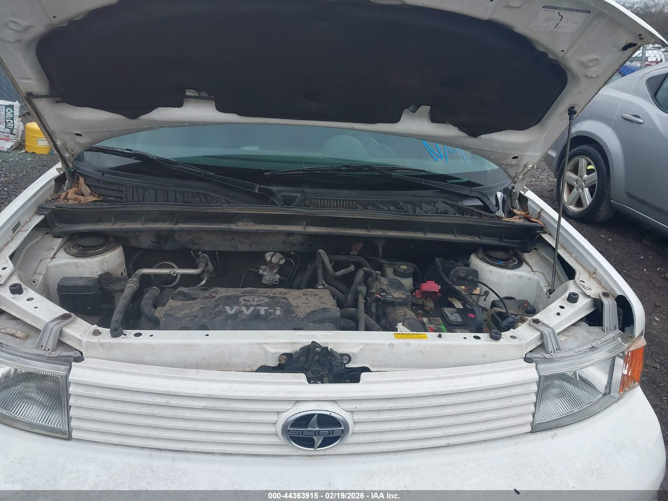 SCION XB image 10