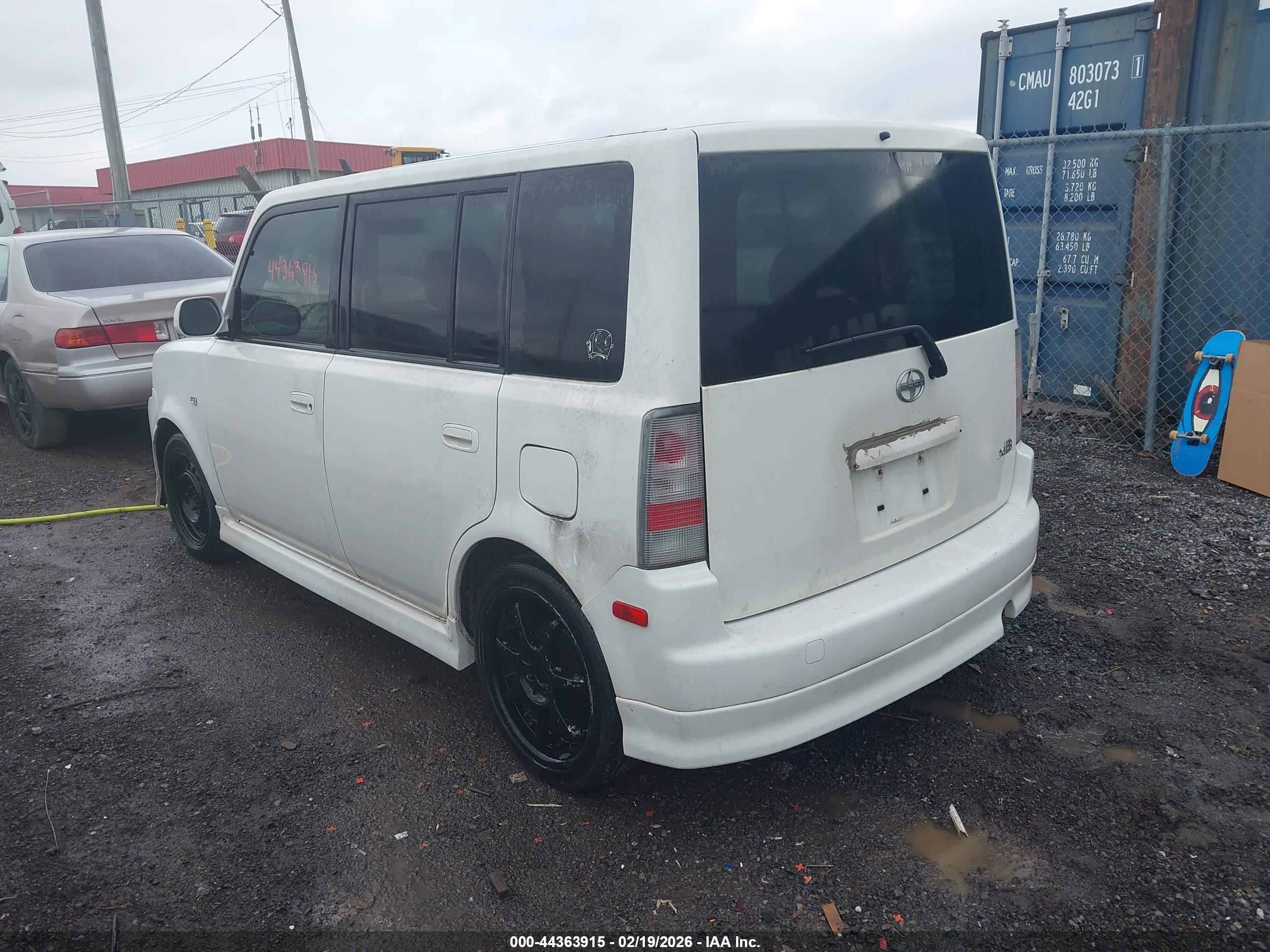 SCION XB image 3