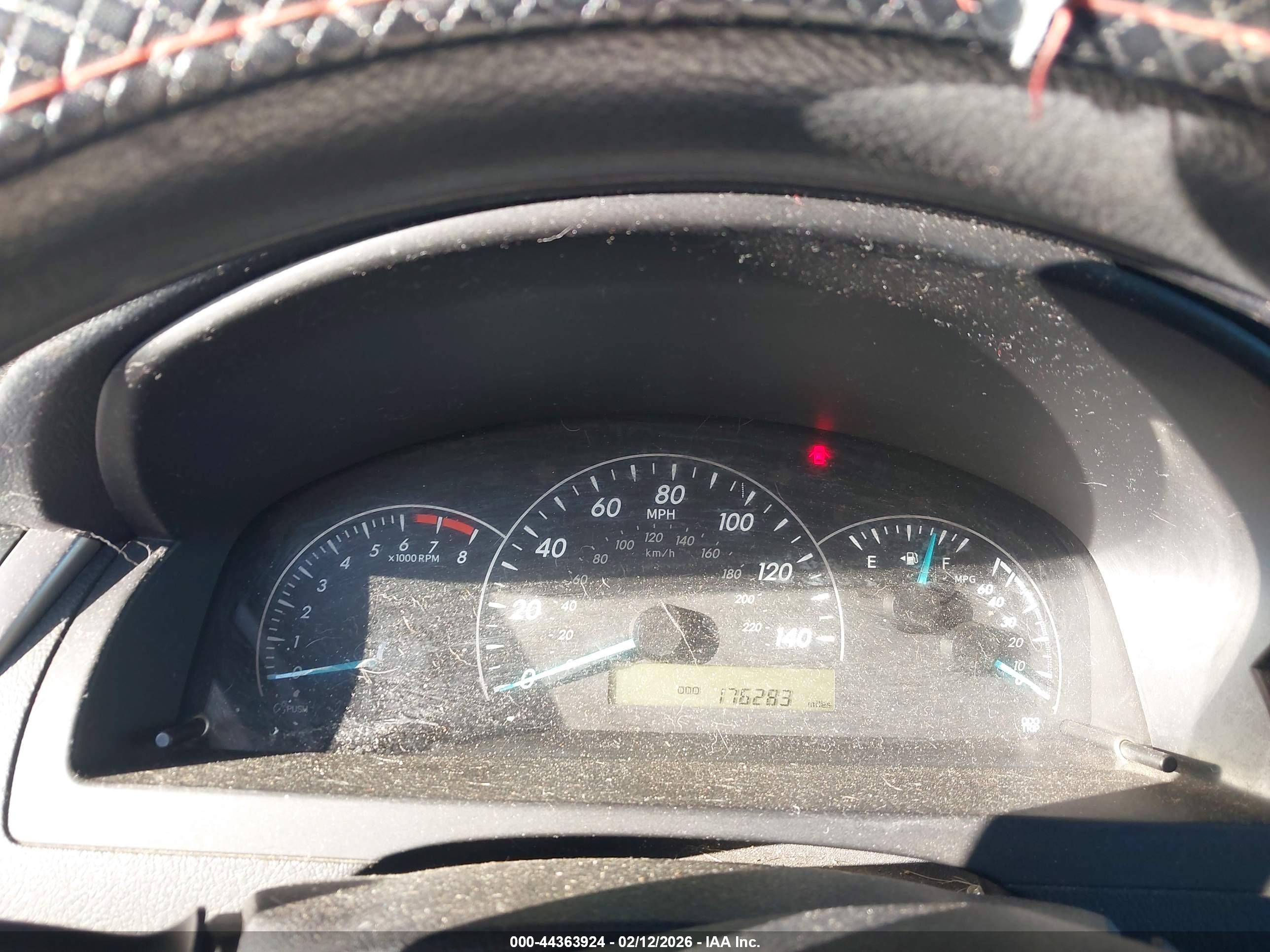 TOYOTA CAMRY image 7