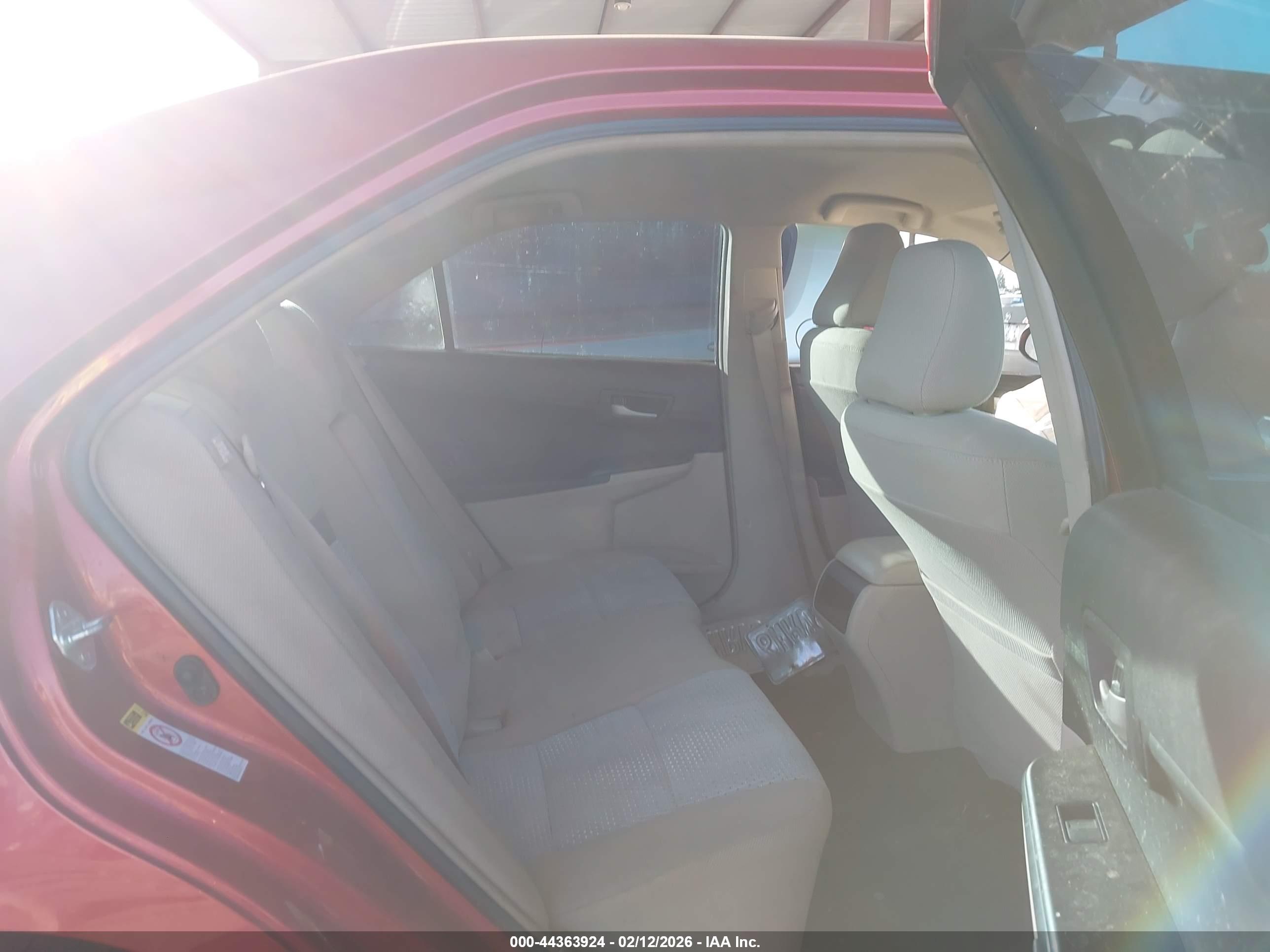 TOYOTA CAMRY image 8