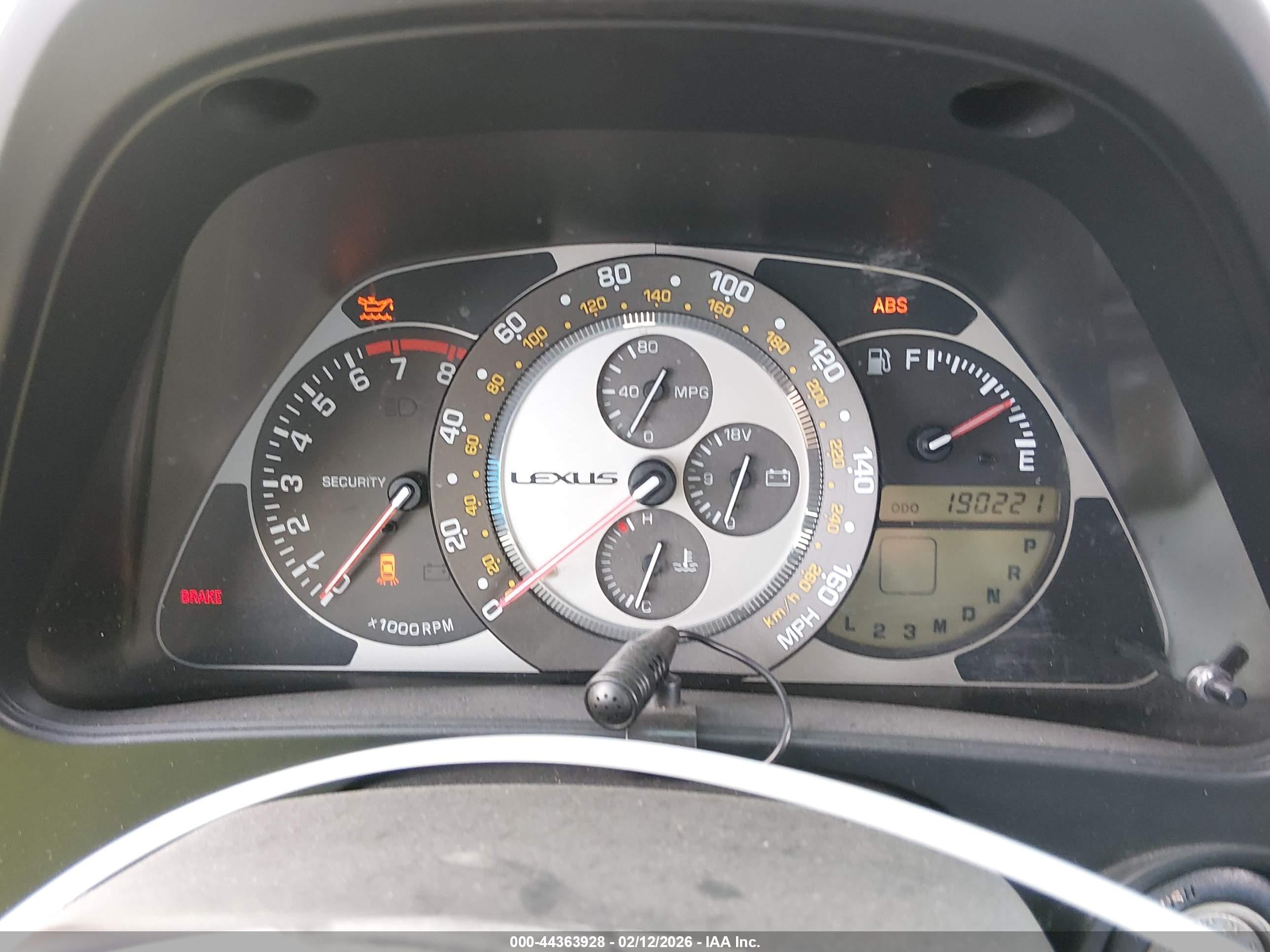 LEXUS IS image 7