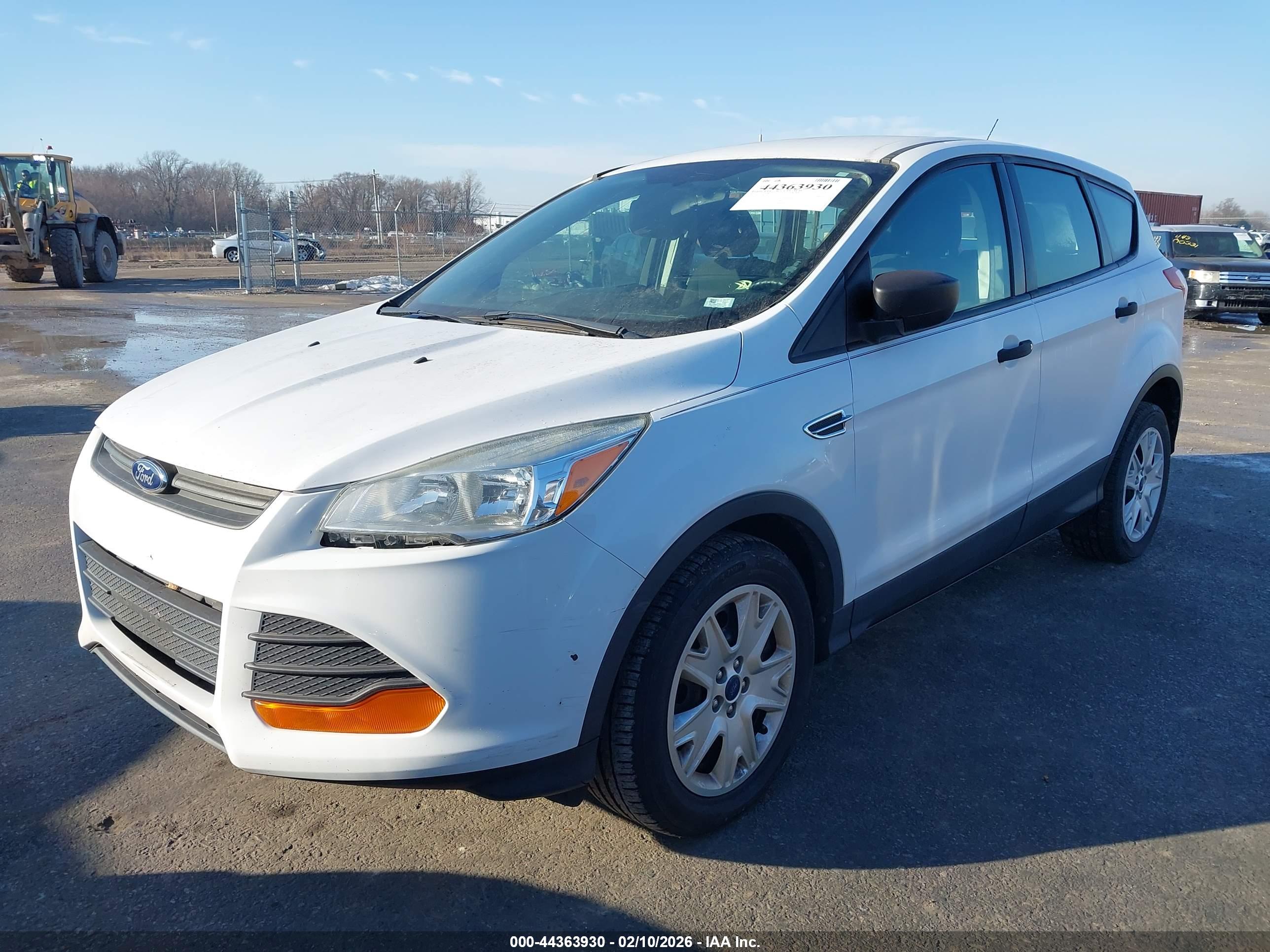 FORD ESCAPE image 2