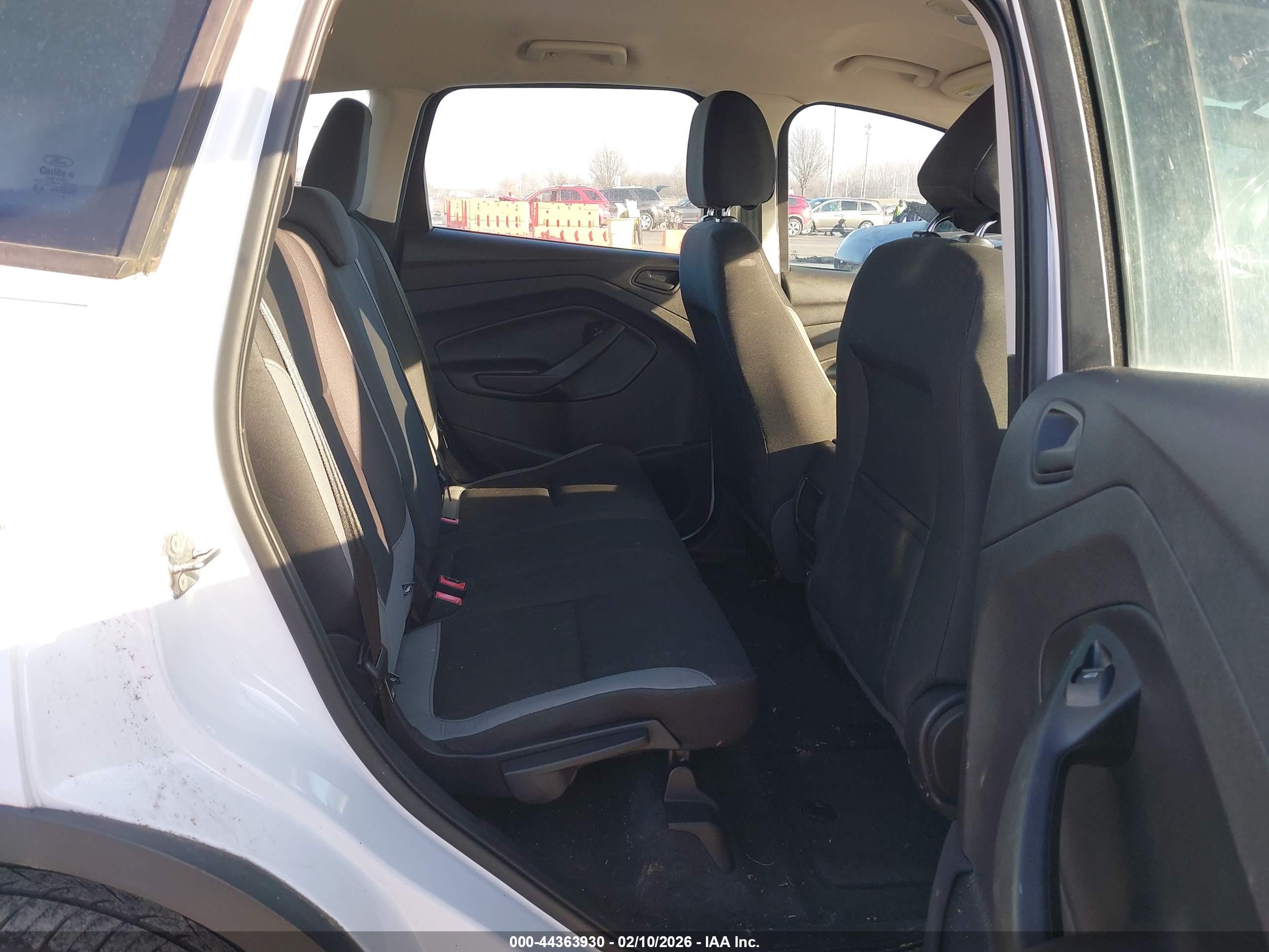 FORD ESCAPE image 8