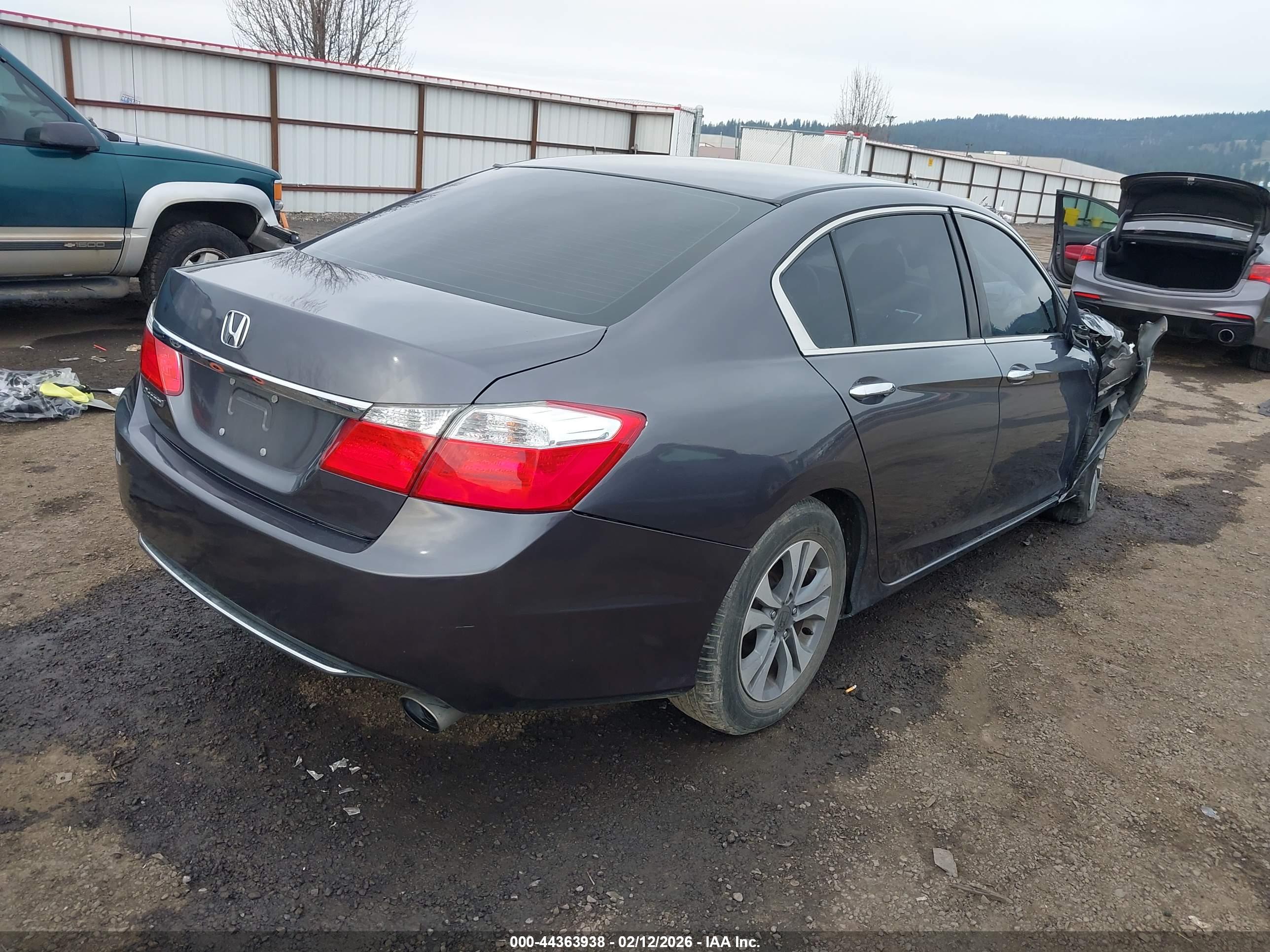 HONDA ACCORD image 4
