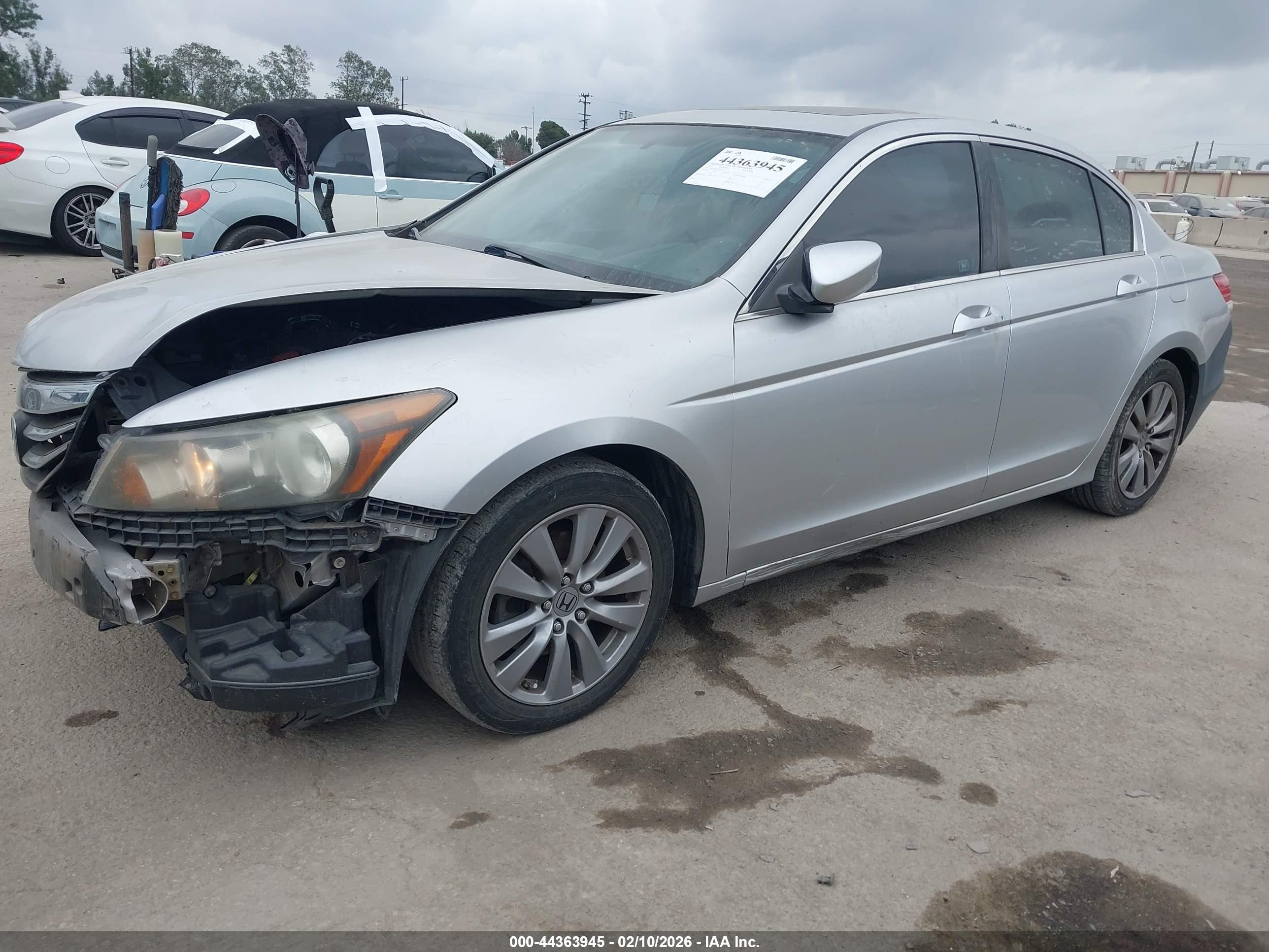 HONDA ACCORD image 2