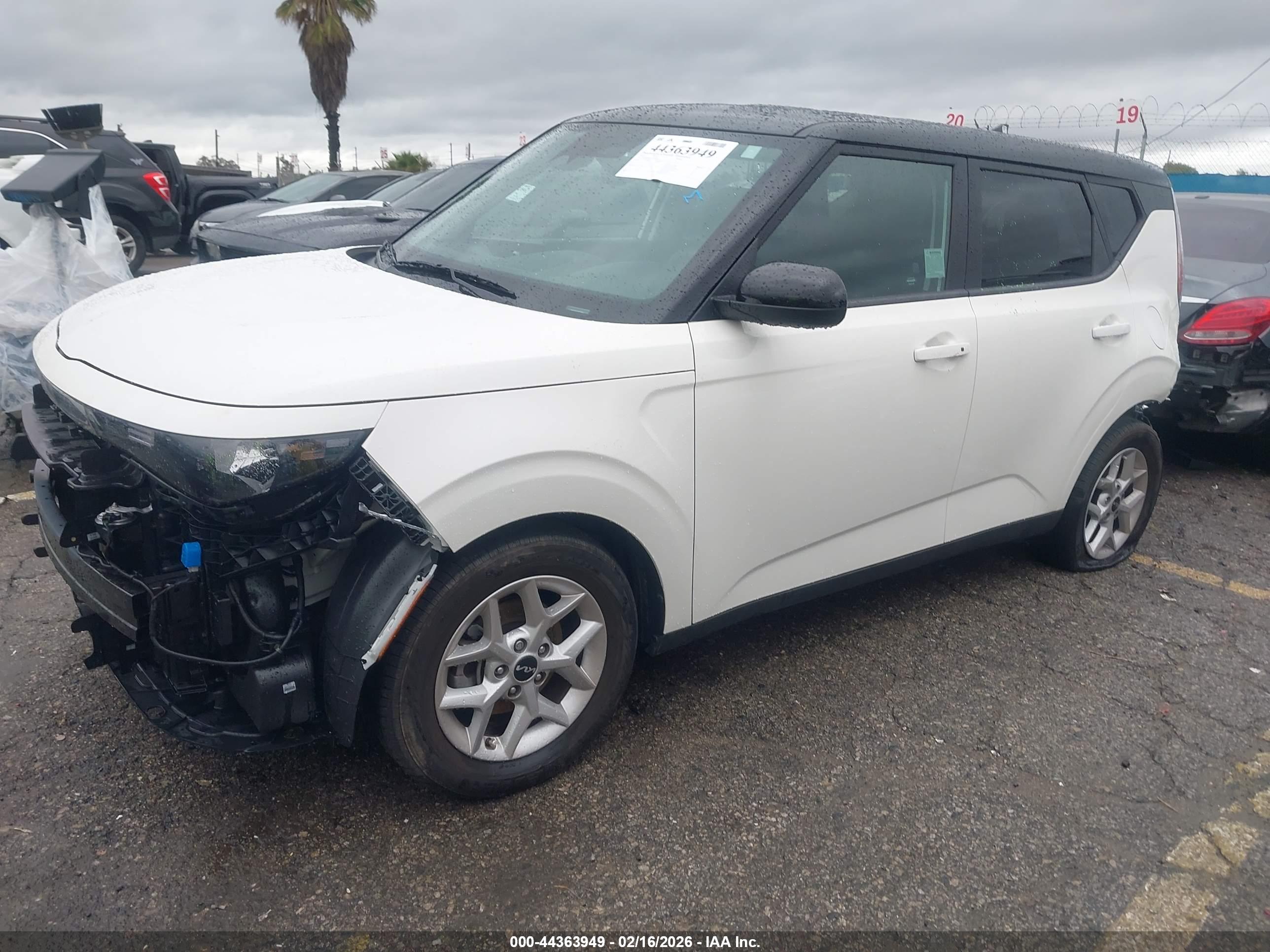 KIA SOUL image 2
