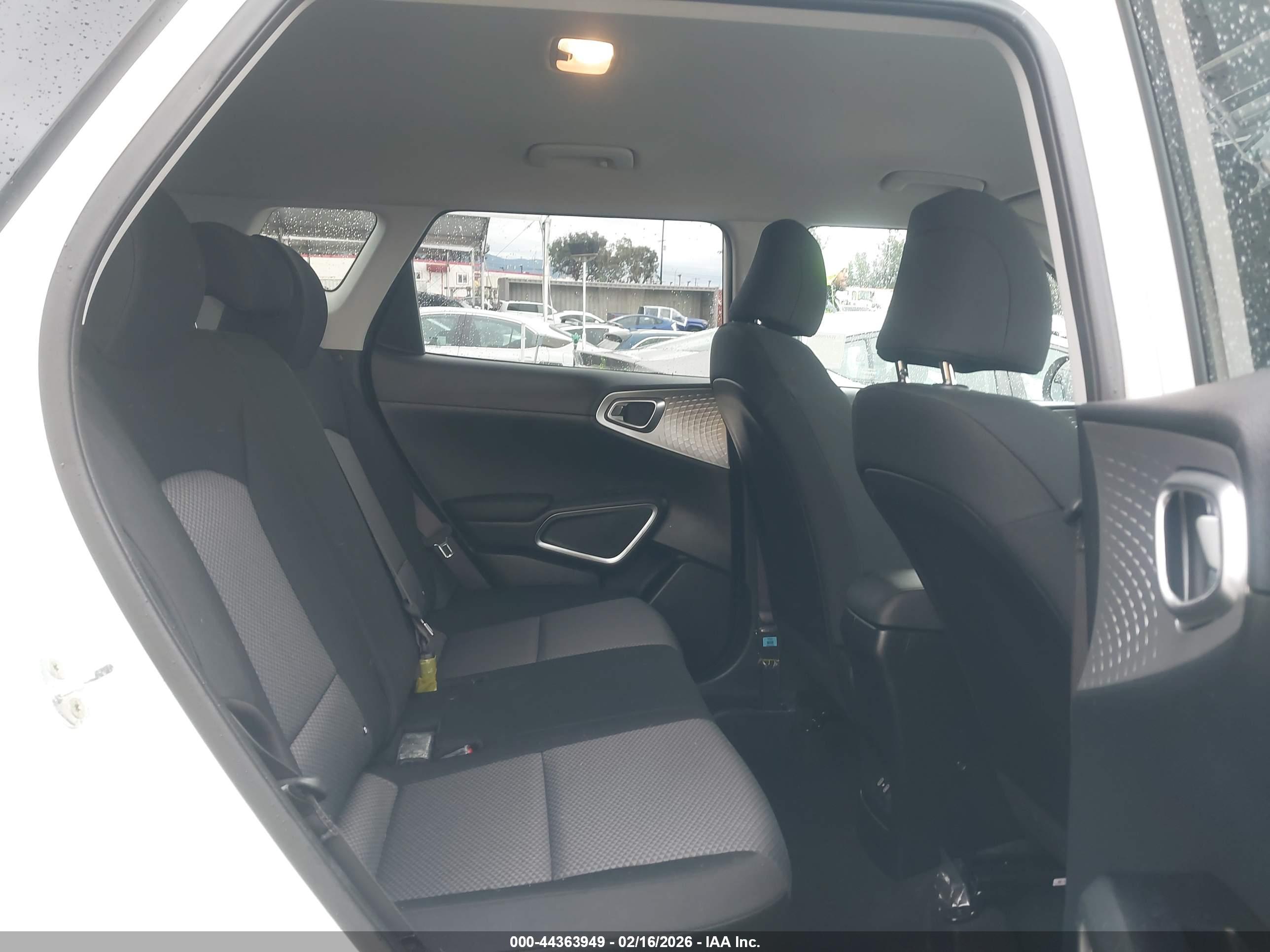KIA SOUL image 8
