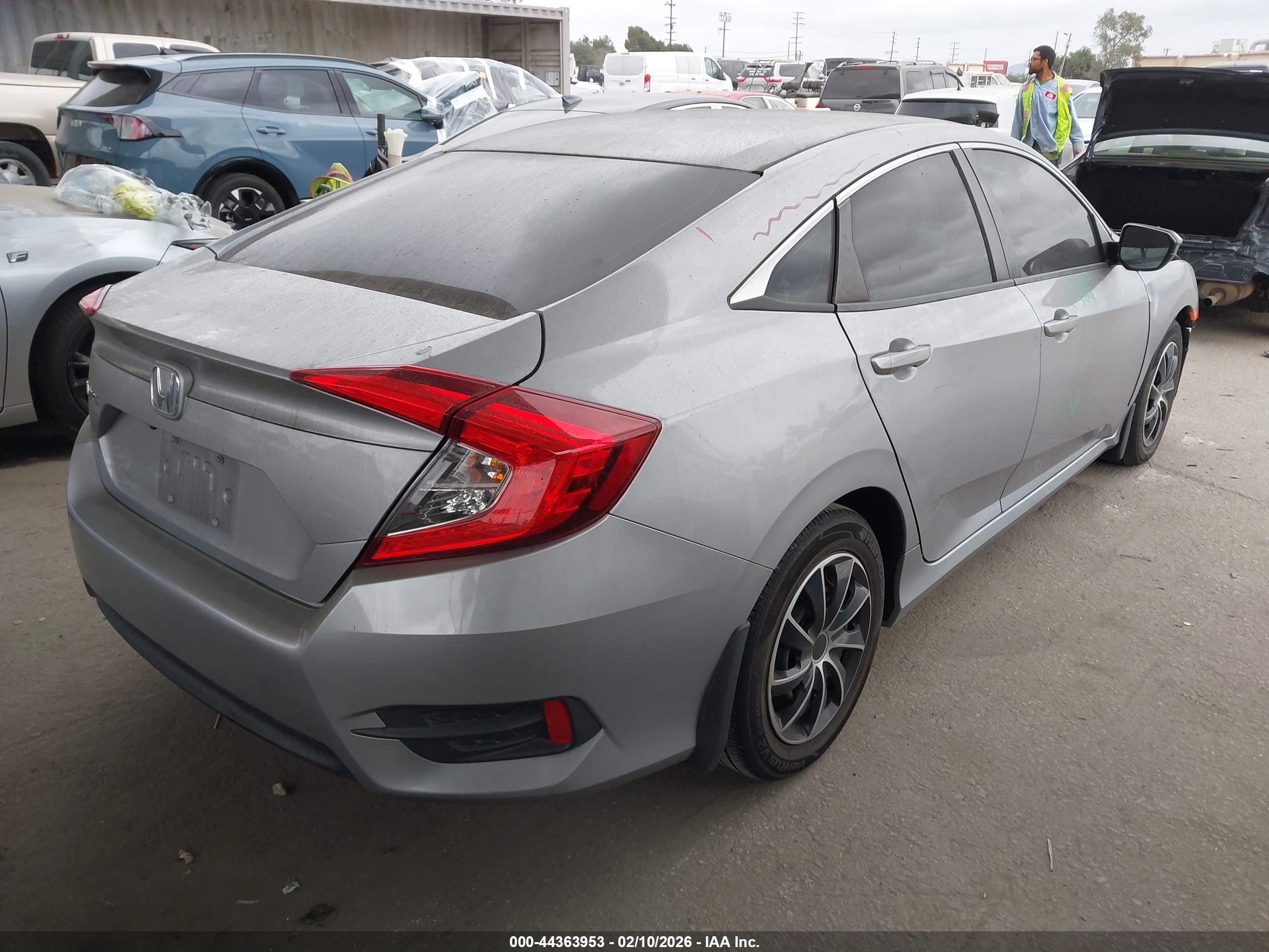 HONDA CIVIC image 4