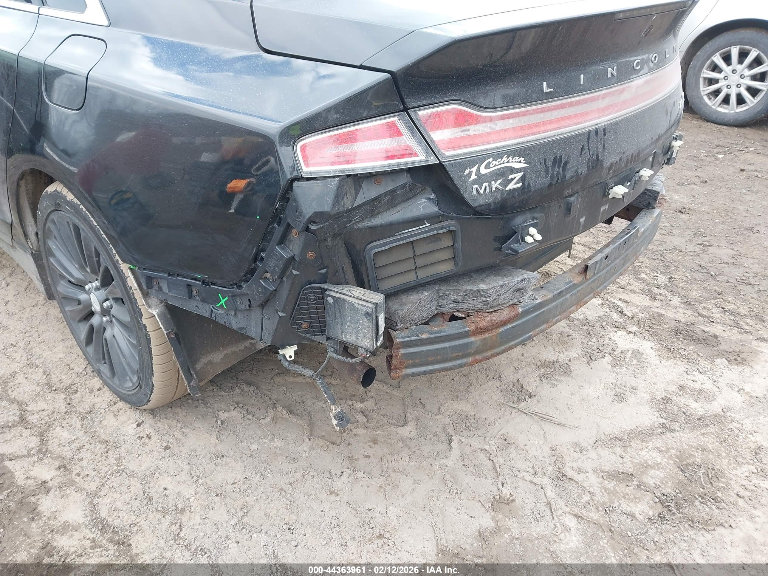 LINCOLN MKZ image 6