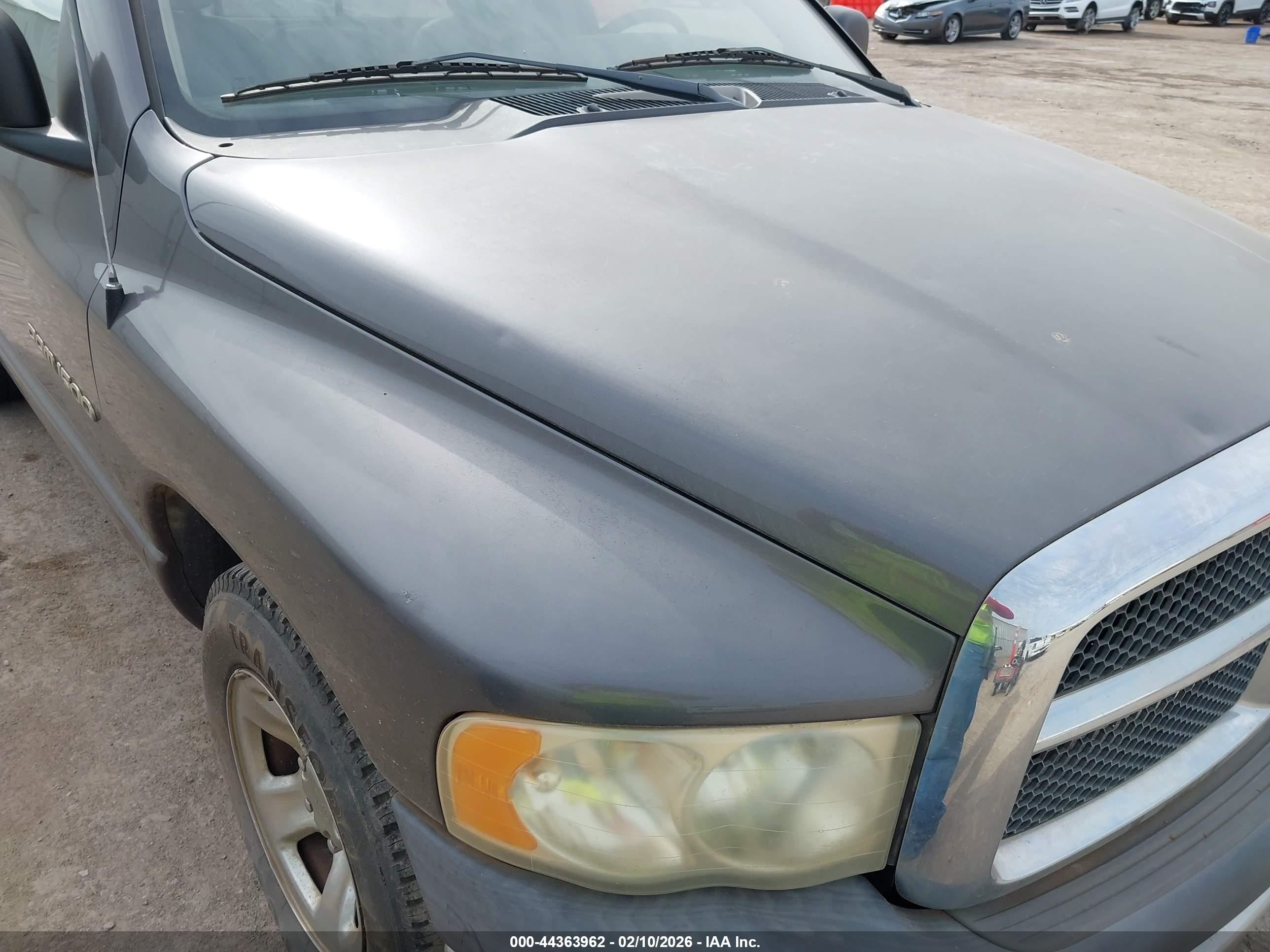 DODGE RAM image 6