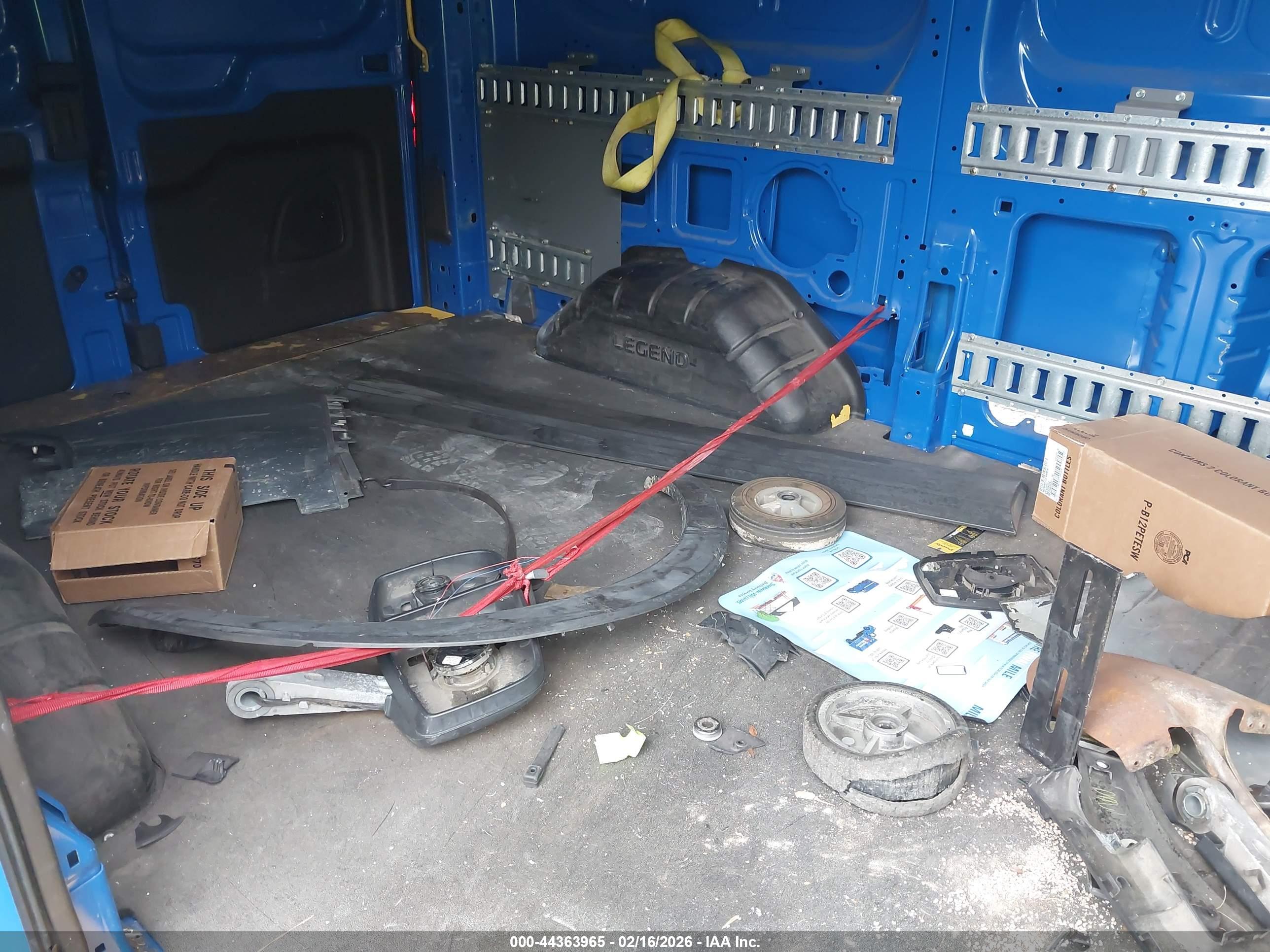 FORD TRANSIT-250 image 8