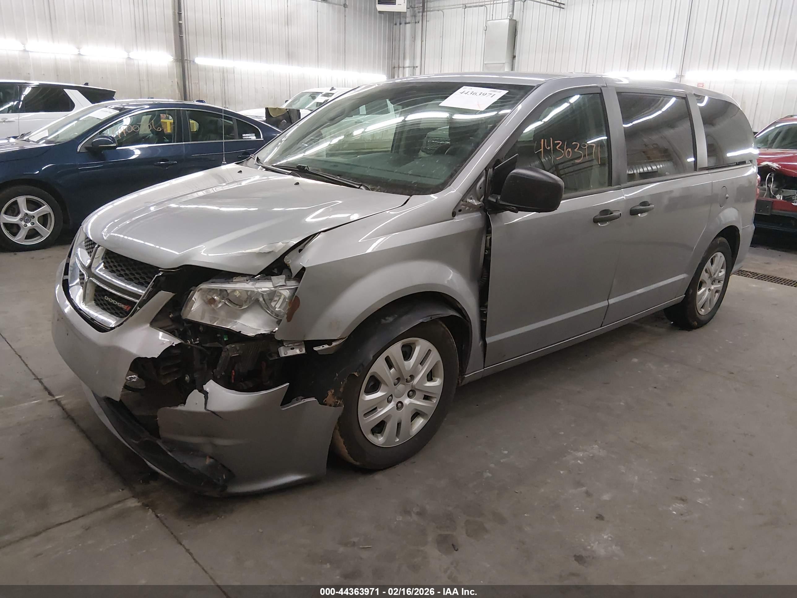 DODGE GRAND image 2