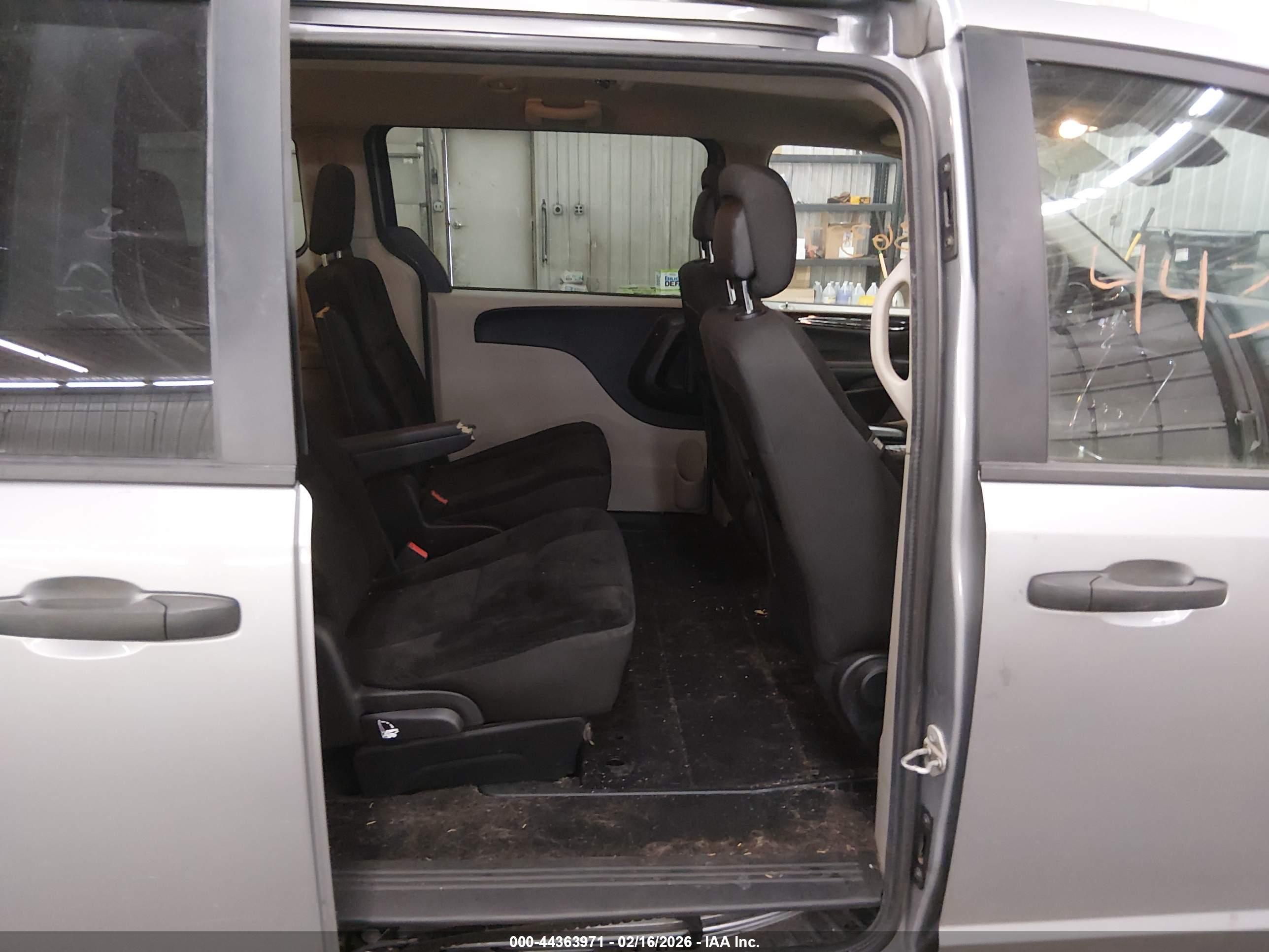 DODGE GRAND image 8
