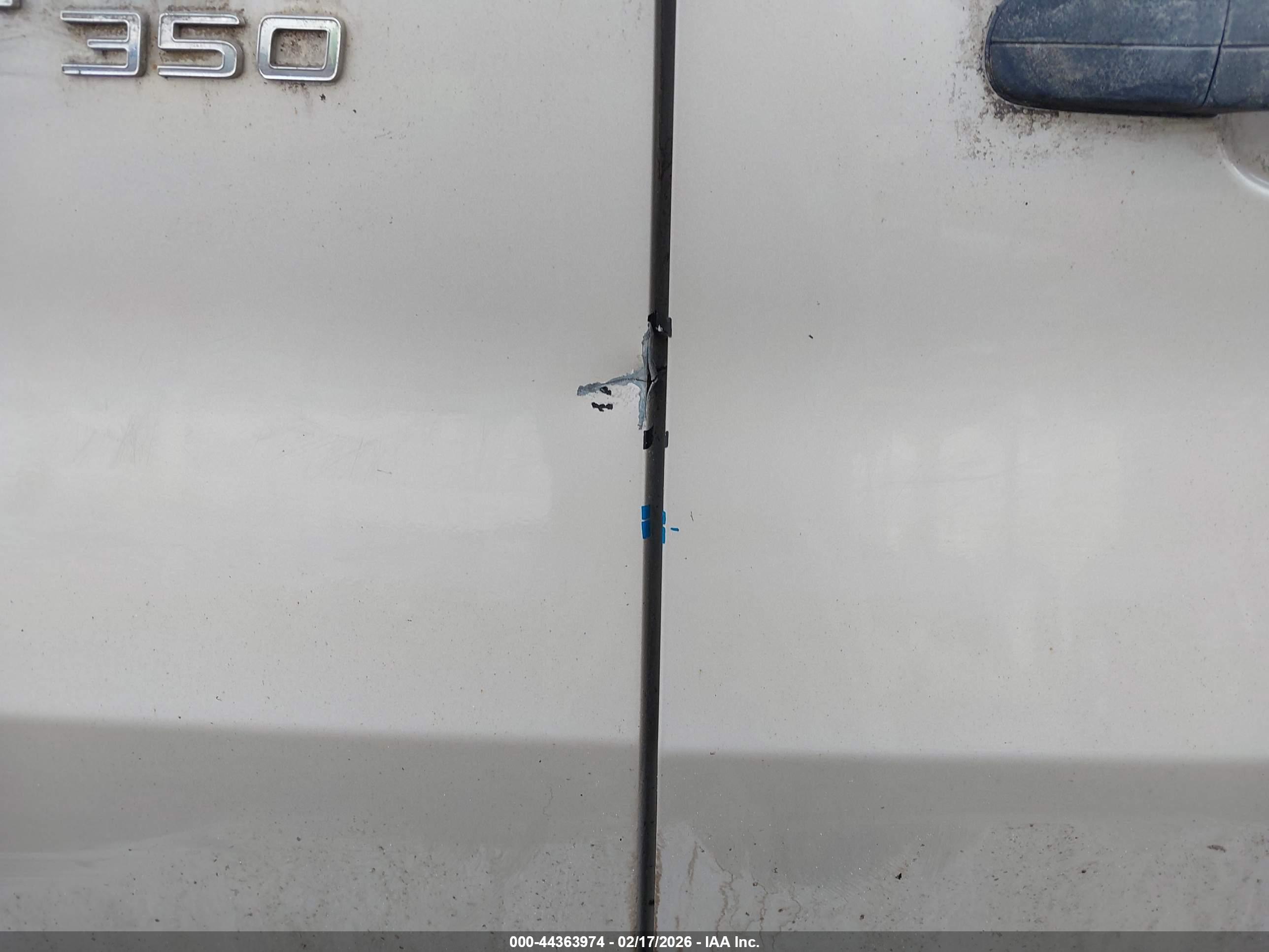 FORD TRANSIT-350 image 6