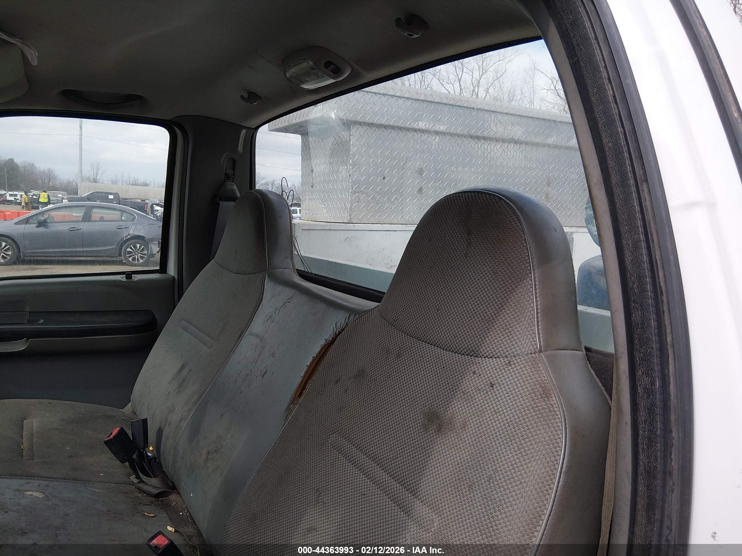 FORD F-350 image 7