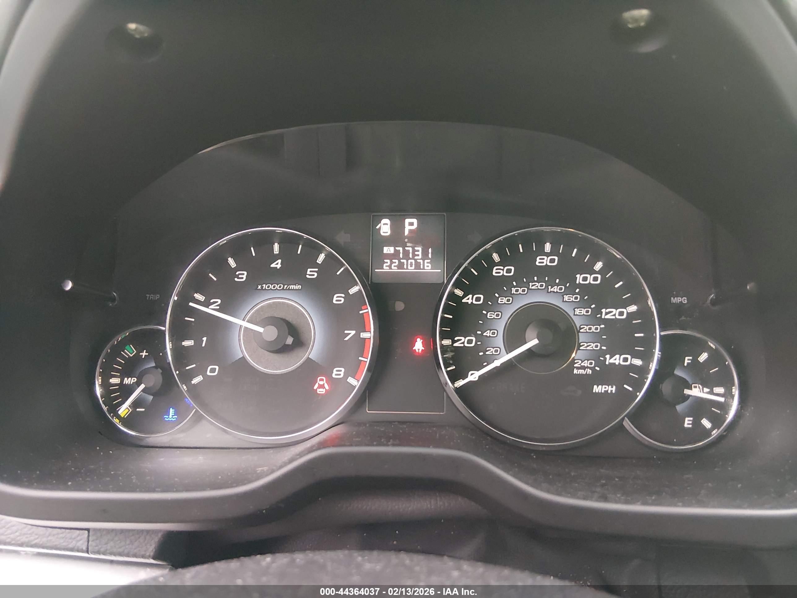 SUBARU OUTBACK image 7