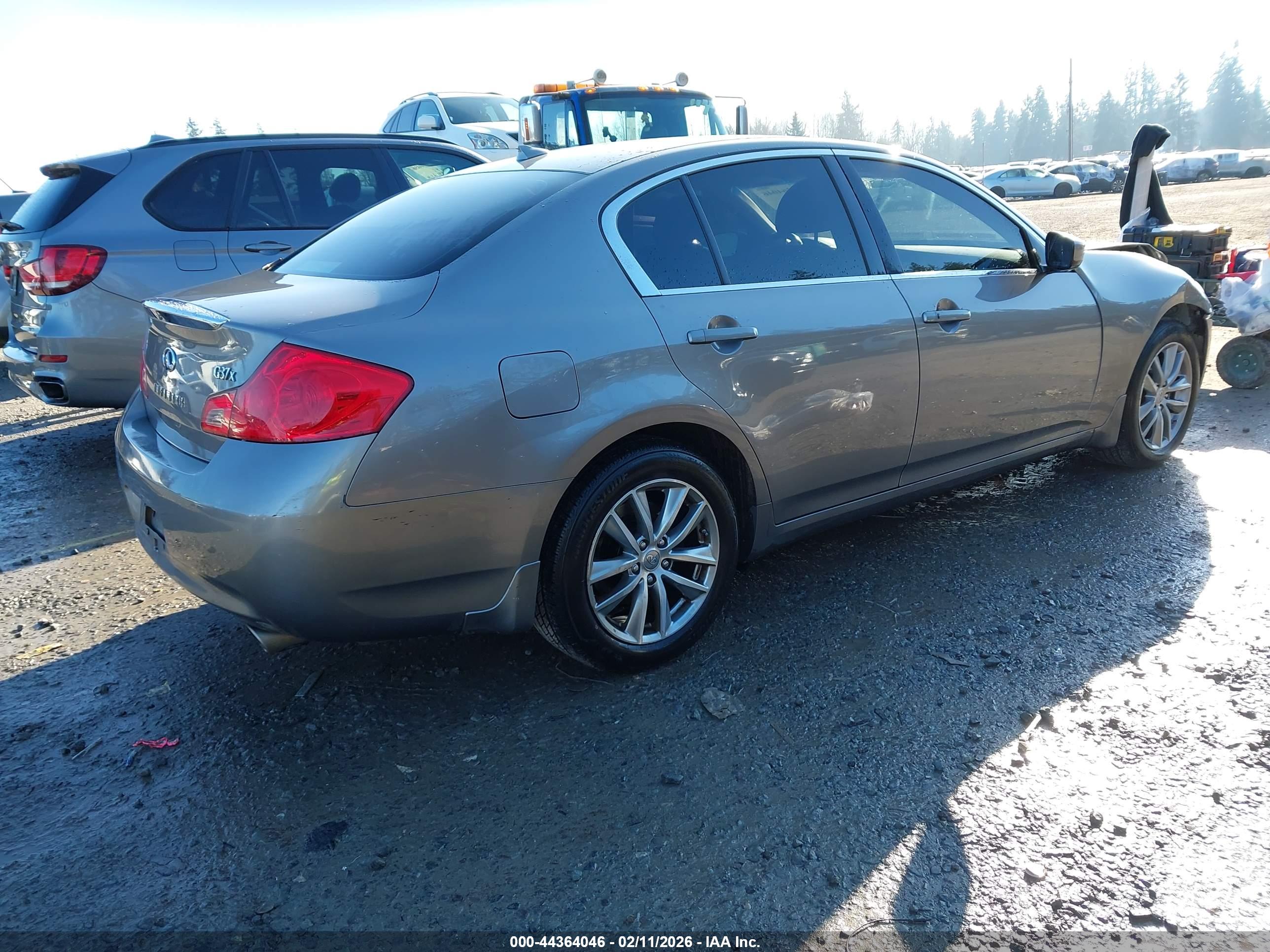 INFINITI G37X image 4