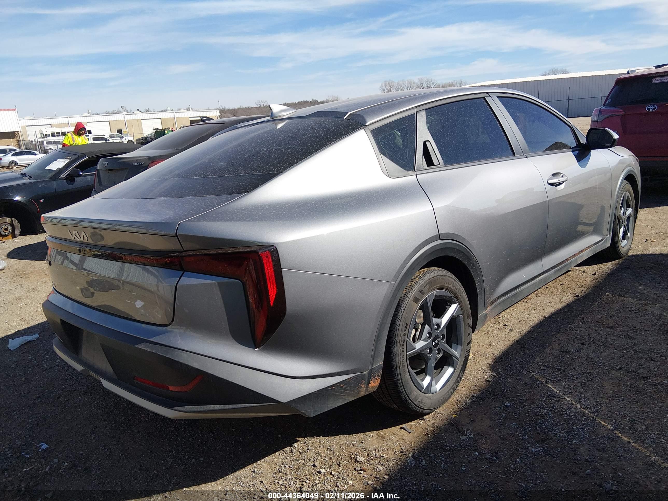 KIA K4 image 4