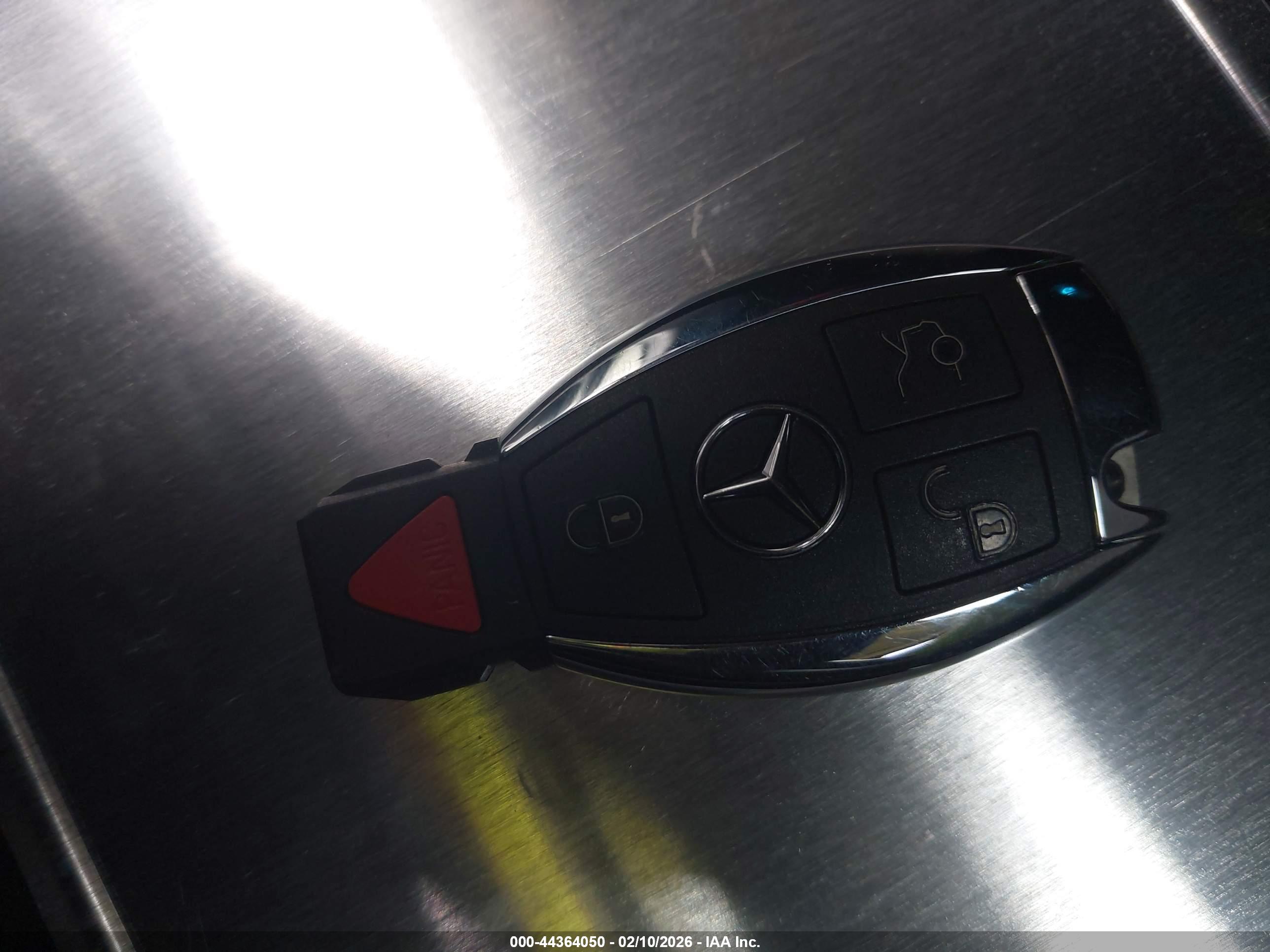 MERCEDES-BENZ C image 11