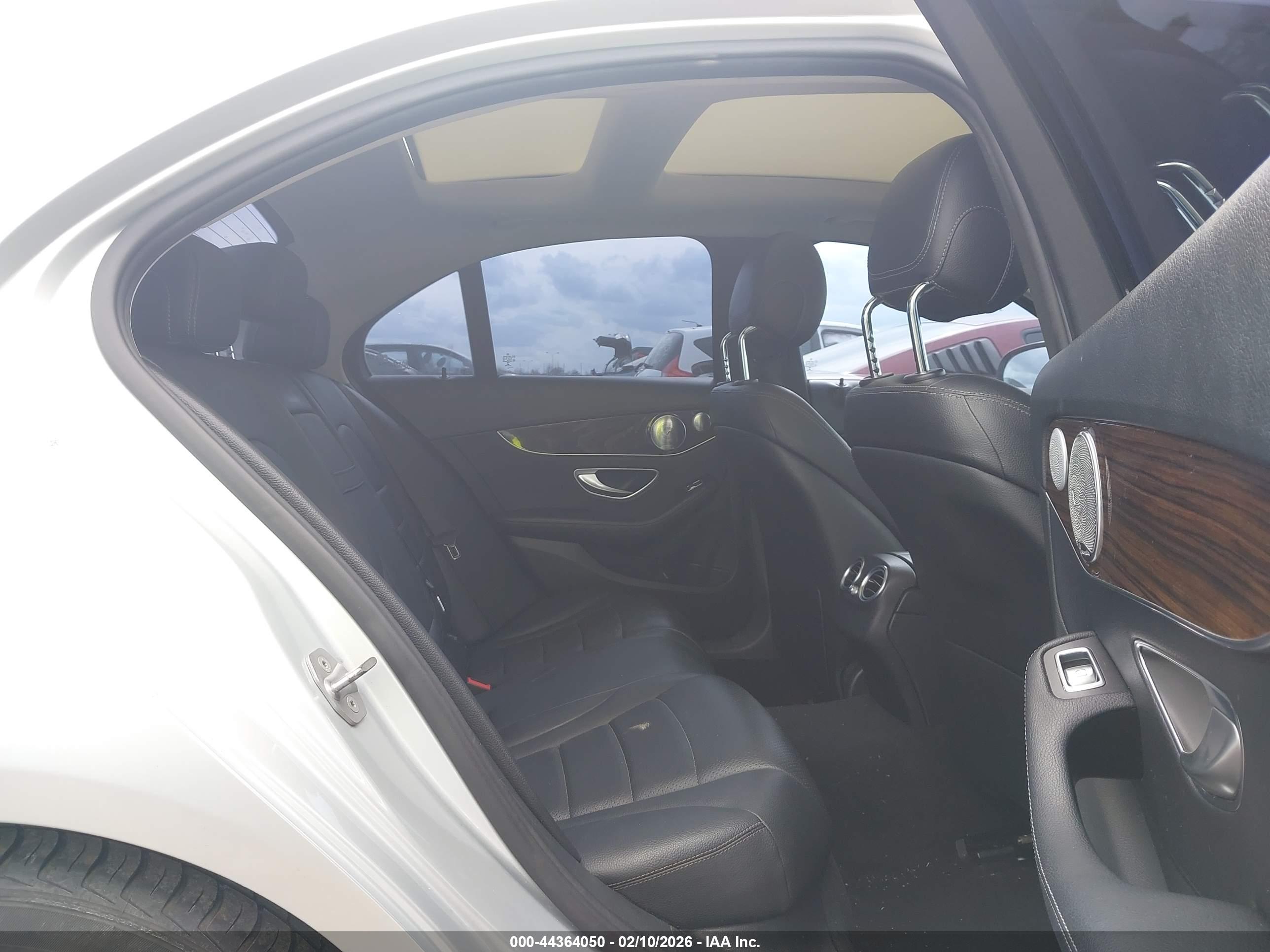 MERCEDES-BENZ C image 8